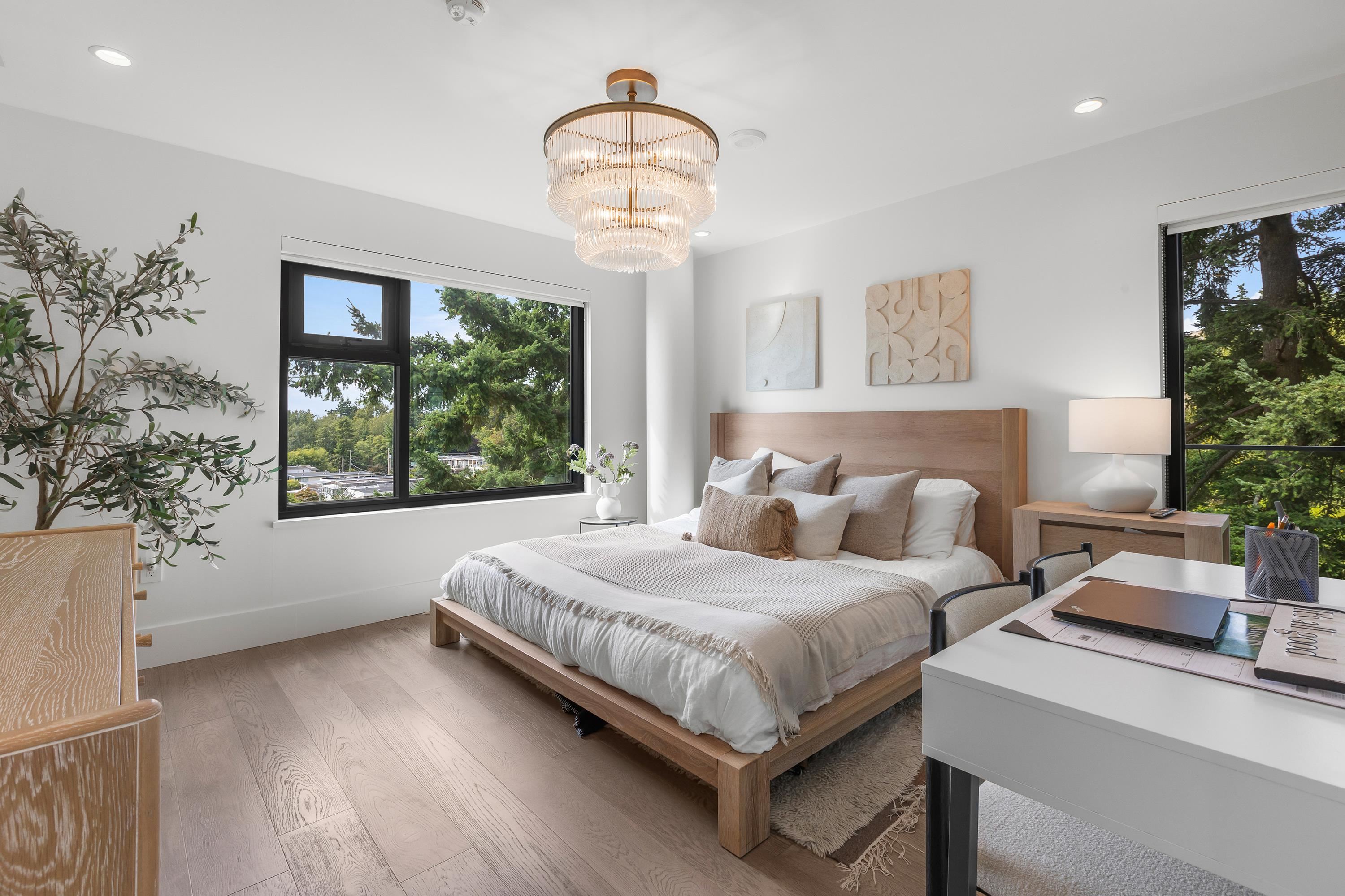 602 14825 THRIFT AVE Unit: 602