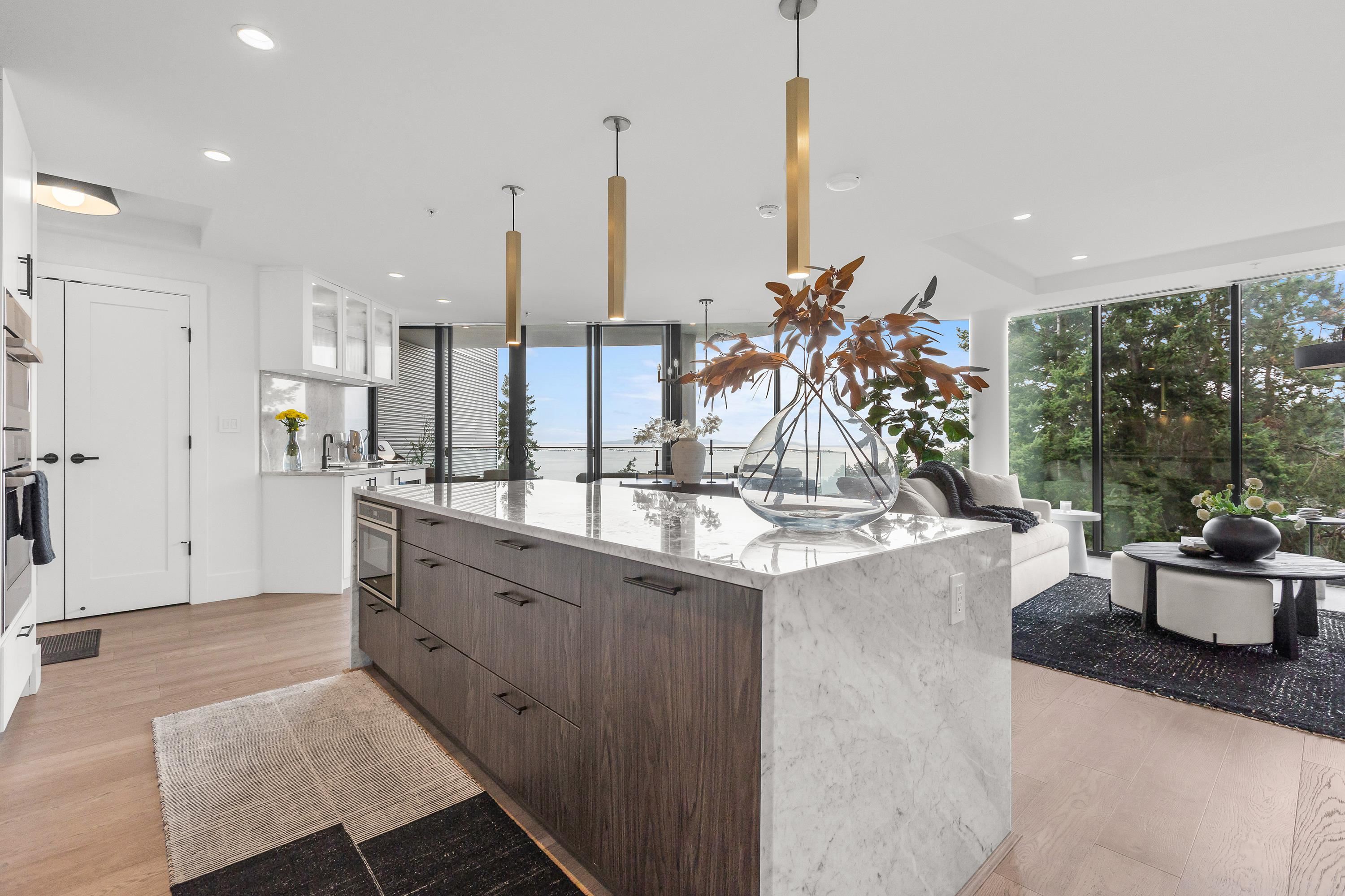 602 14825 THRIFT AVE Unit: 602