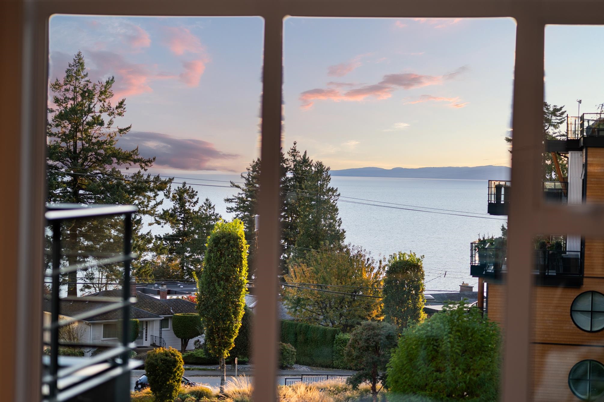 413 14855 THRIFT AVE Unit: 413