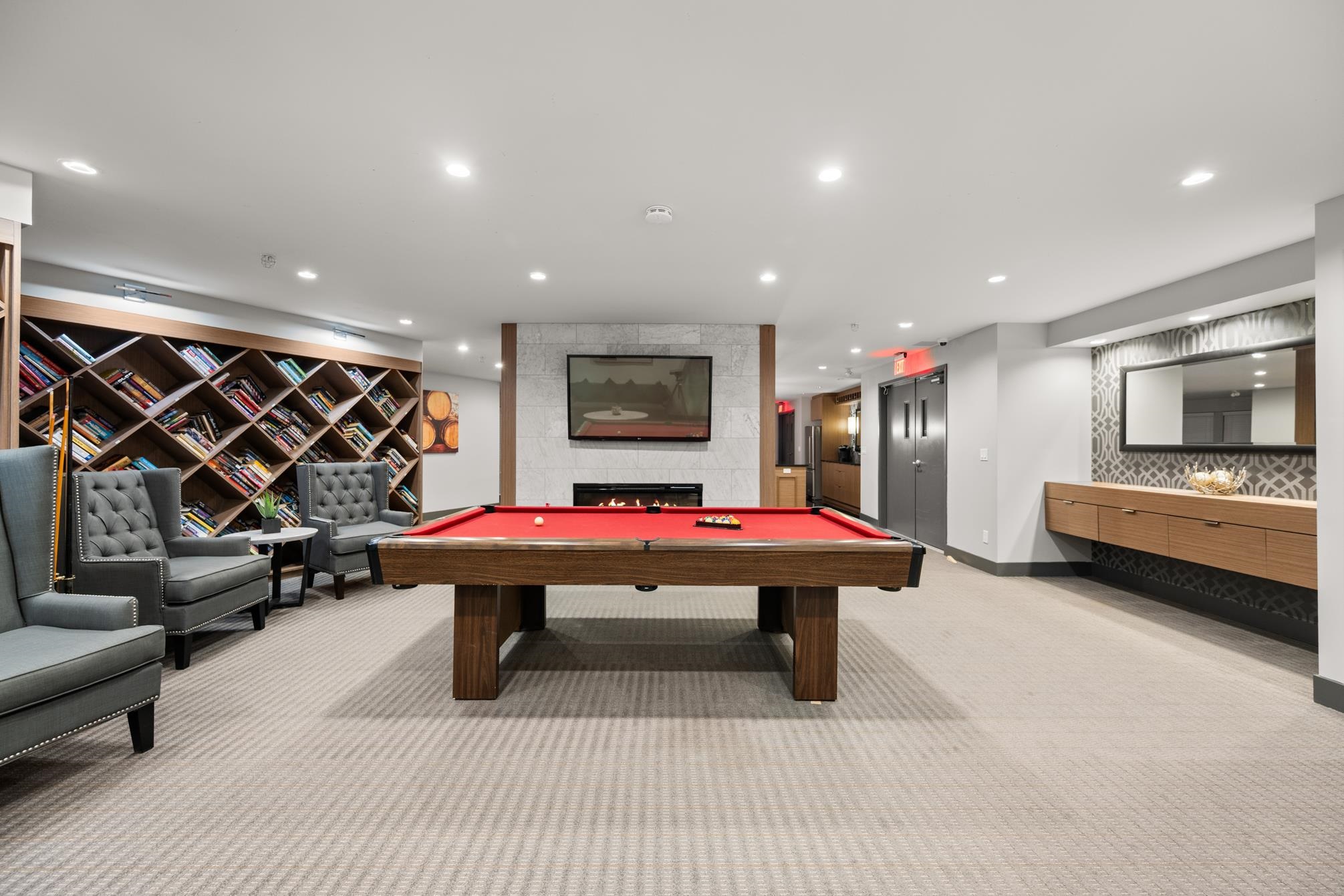 413 14855 THRIFT AVE Unit: 413