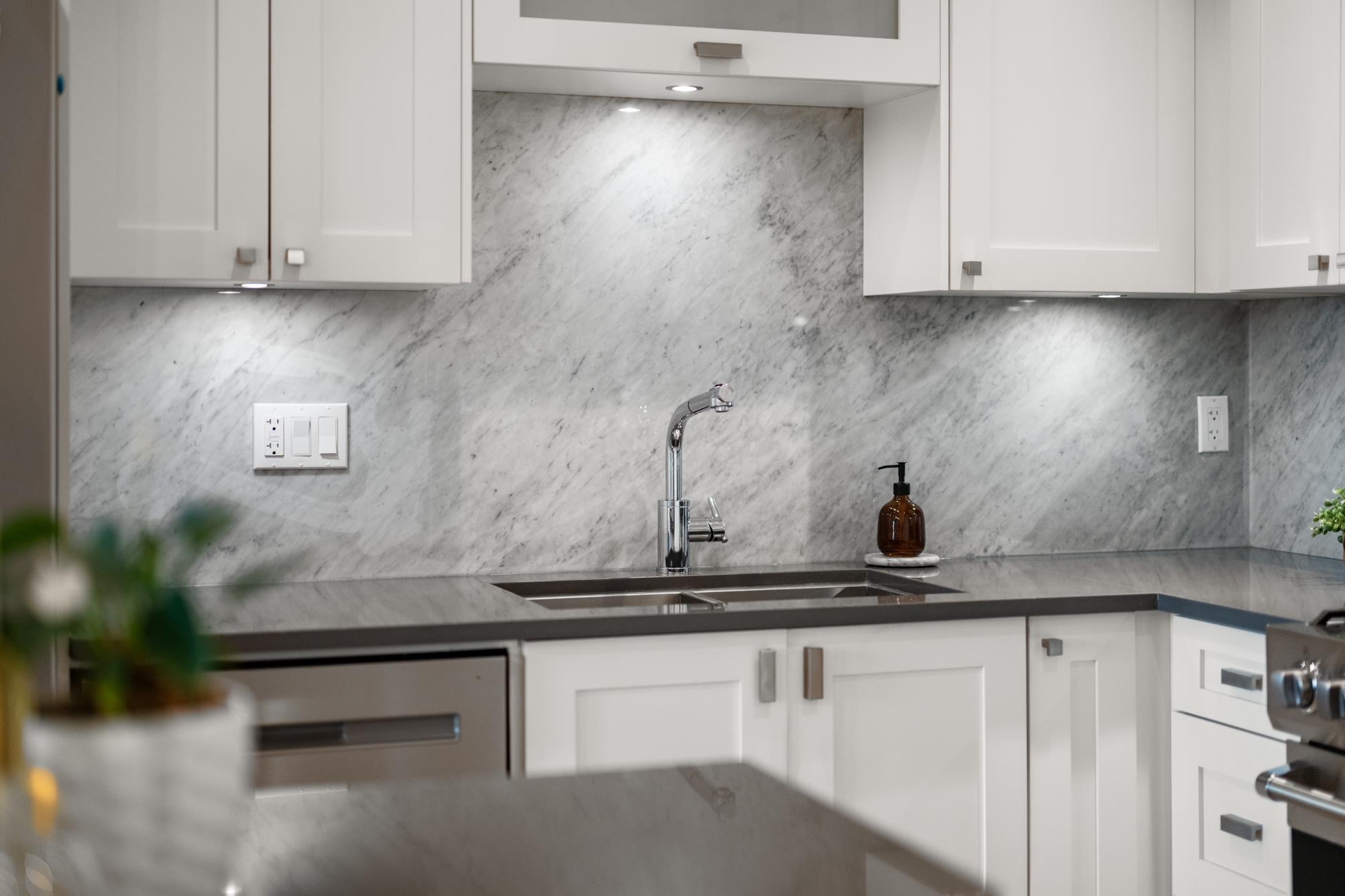 413 14855 THRIFT AVE Unit: 413