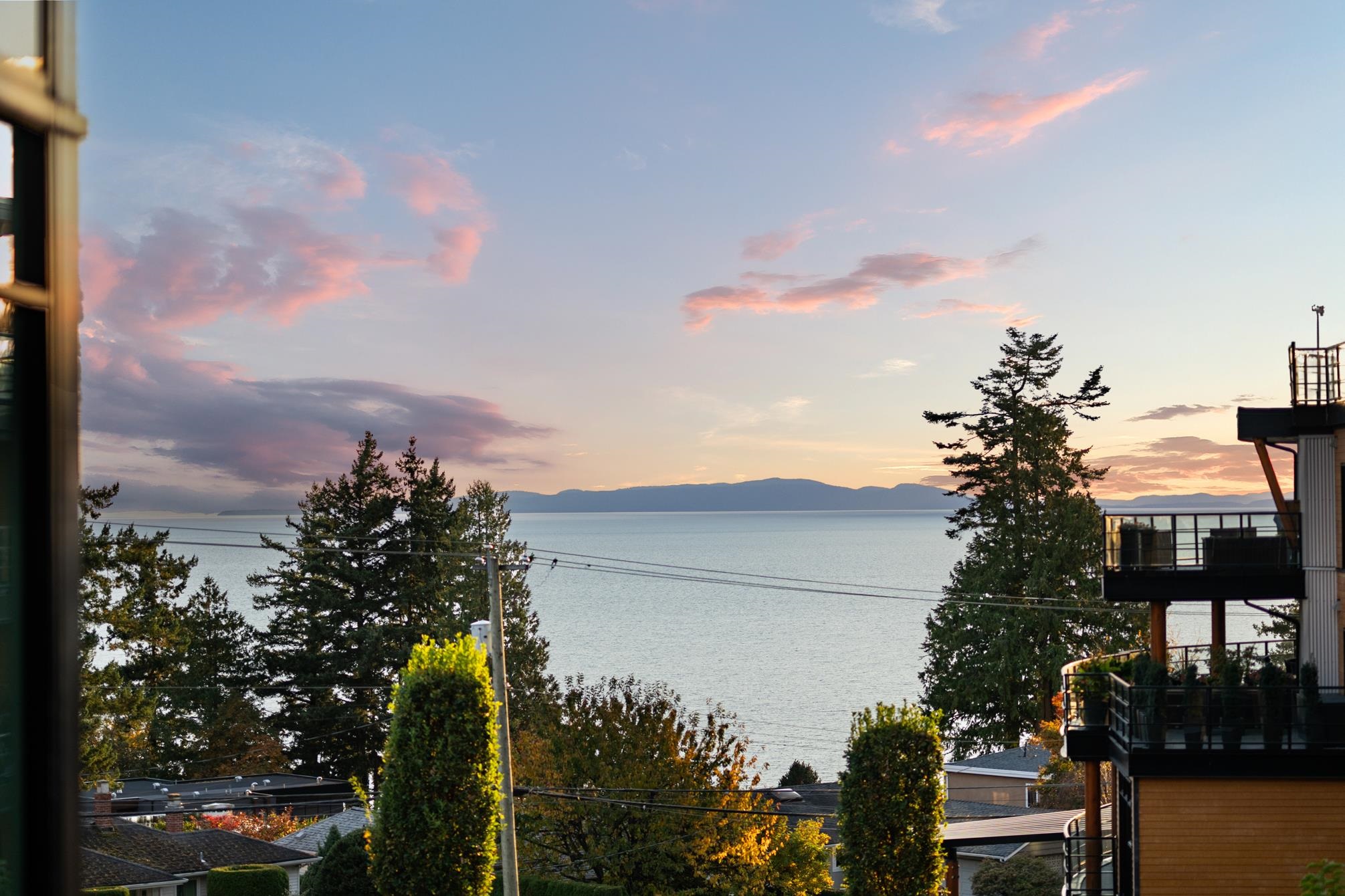 413 14855 THRIFT AVE Unit: 413