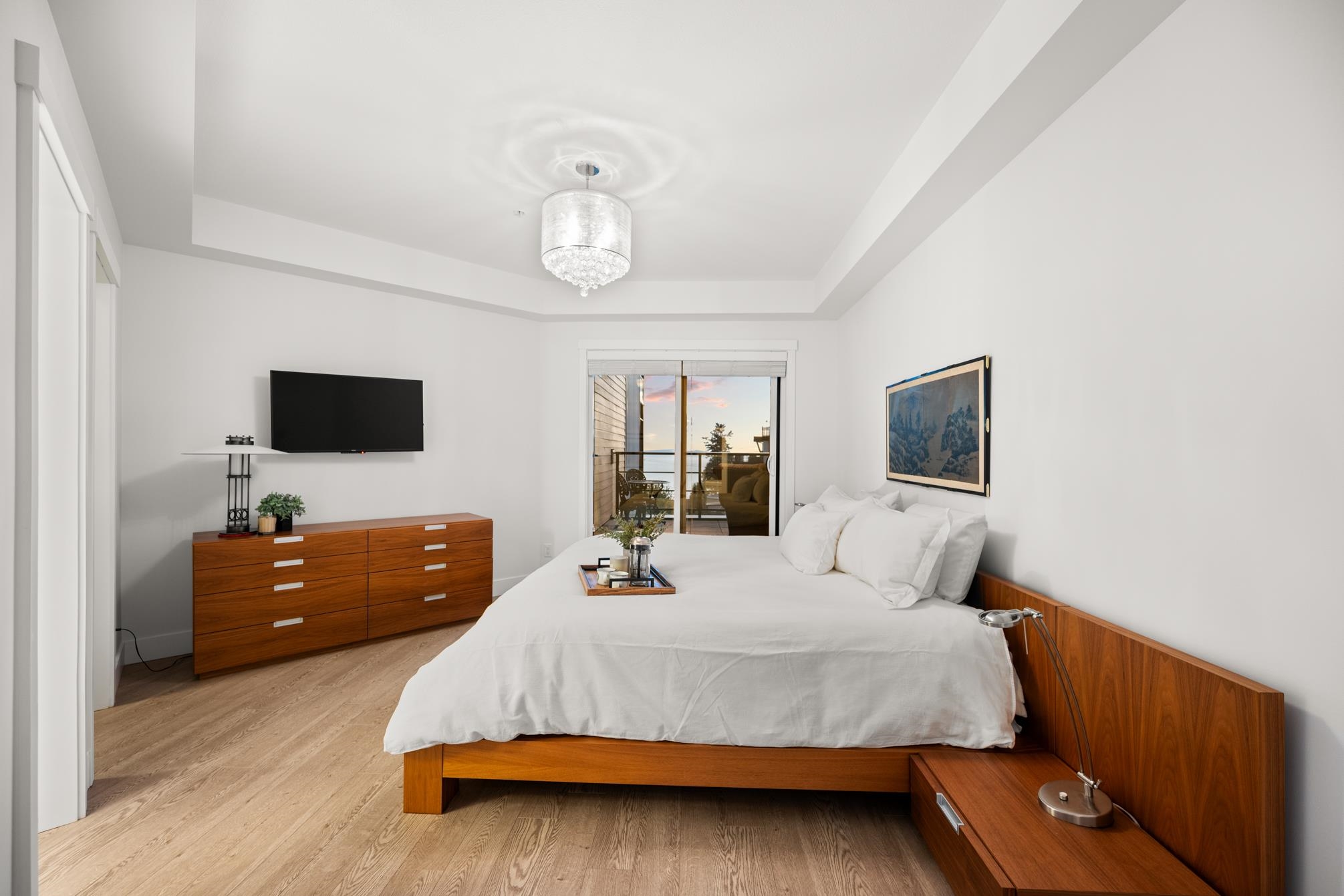 413 14855 THRIFT AVE Unit: 413