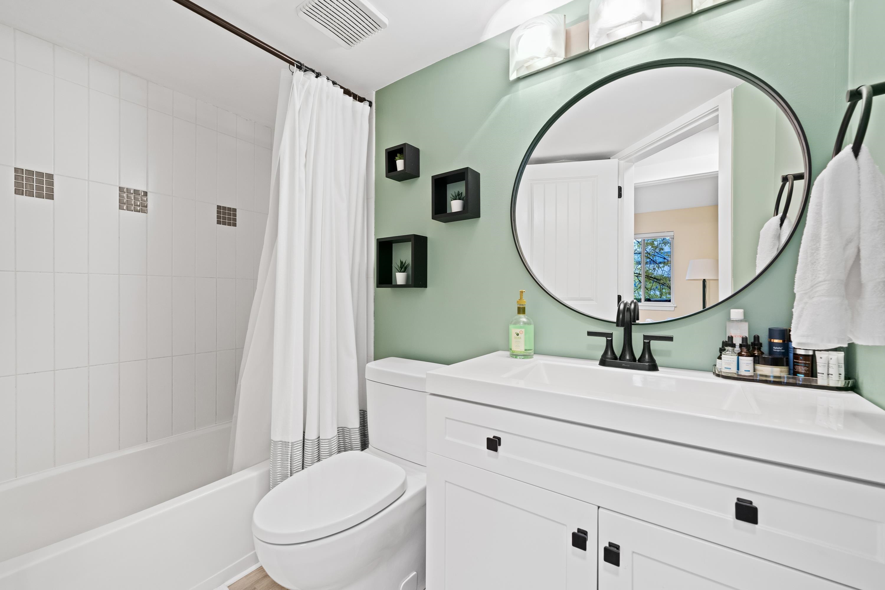 106 32725 GEORGE FERGUSON WAY Unit: 106