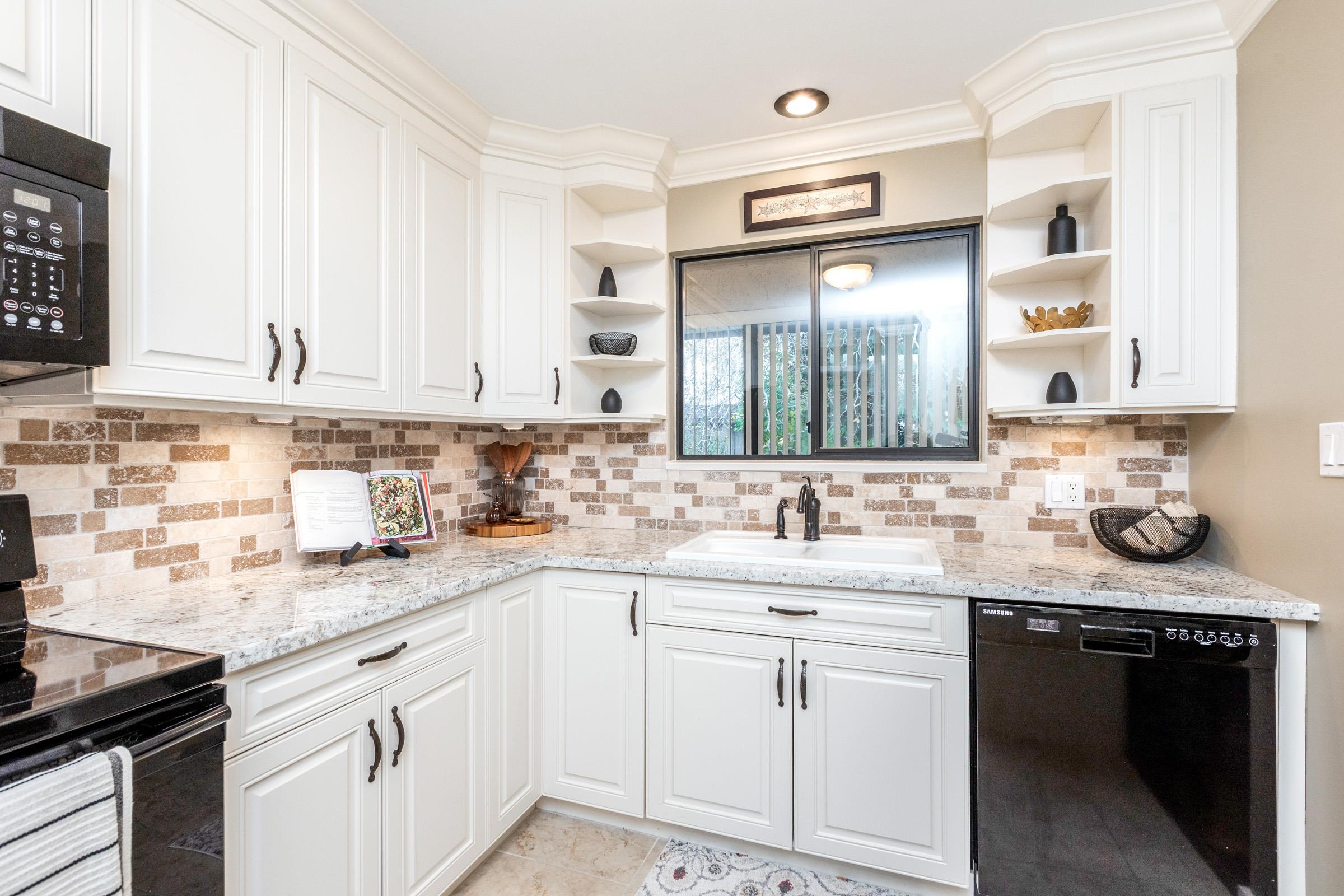 304 1351 VIDAL STREET Unit: 304