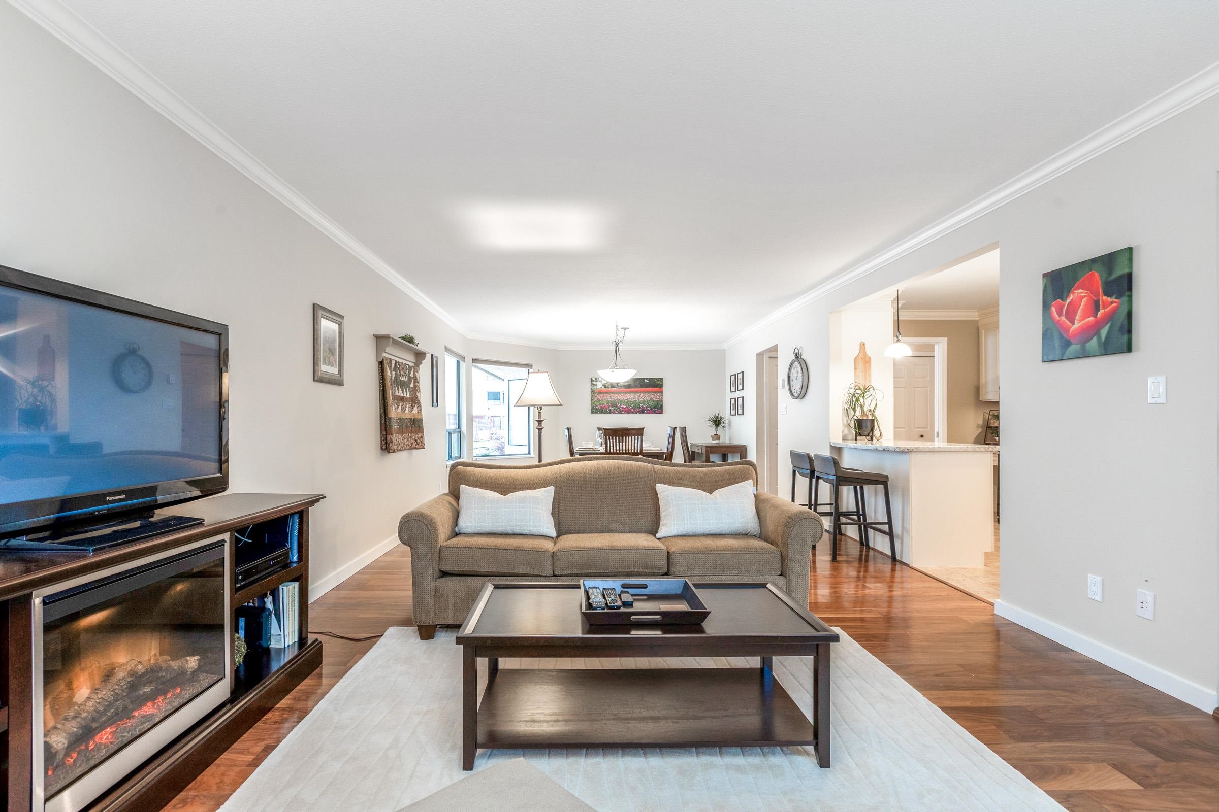 304 1351 VIDAL STREET Unit: 304