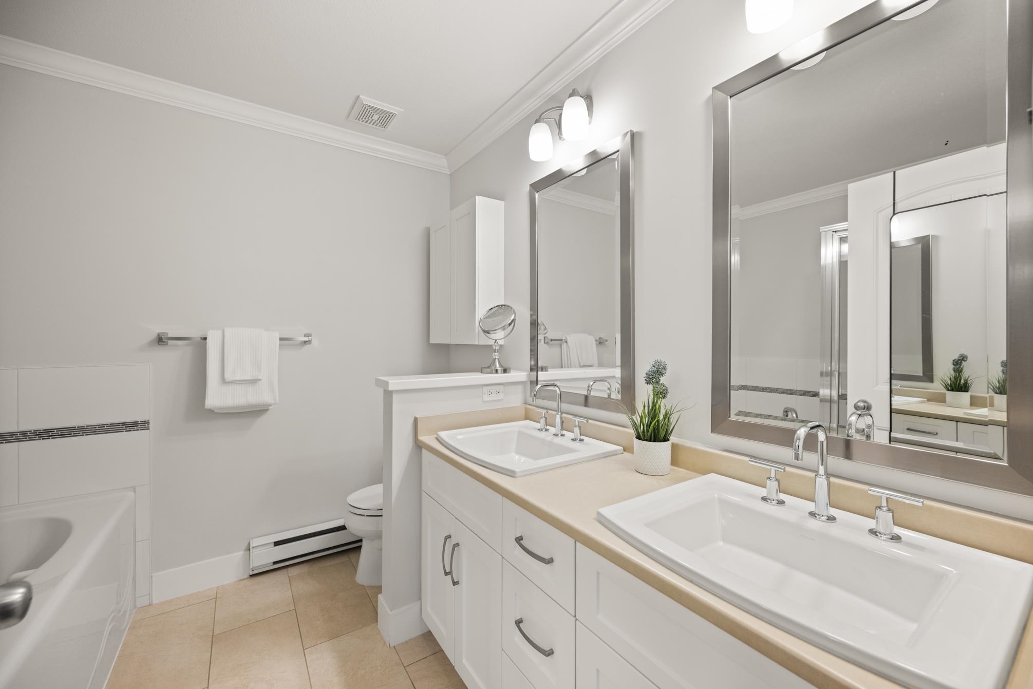 6 15454 32 AVENUE Unit: 6