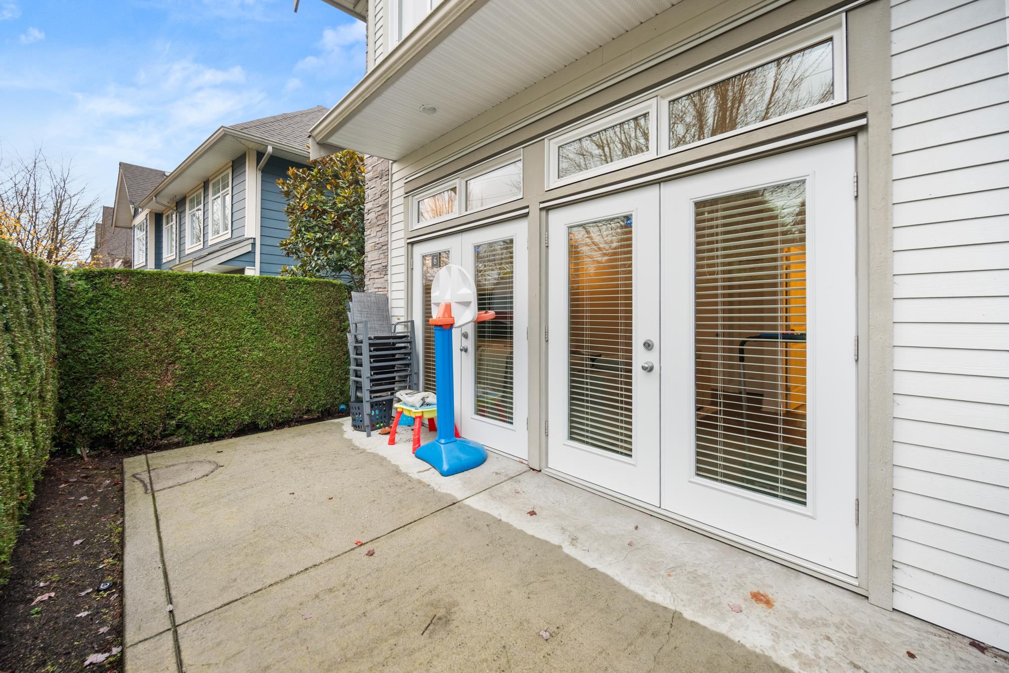 6 15454 32 AVENUE Unit: 6