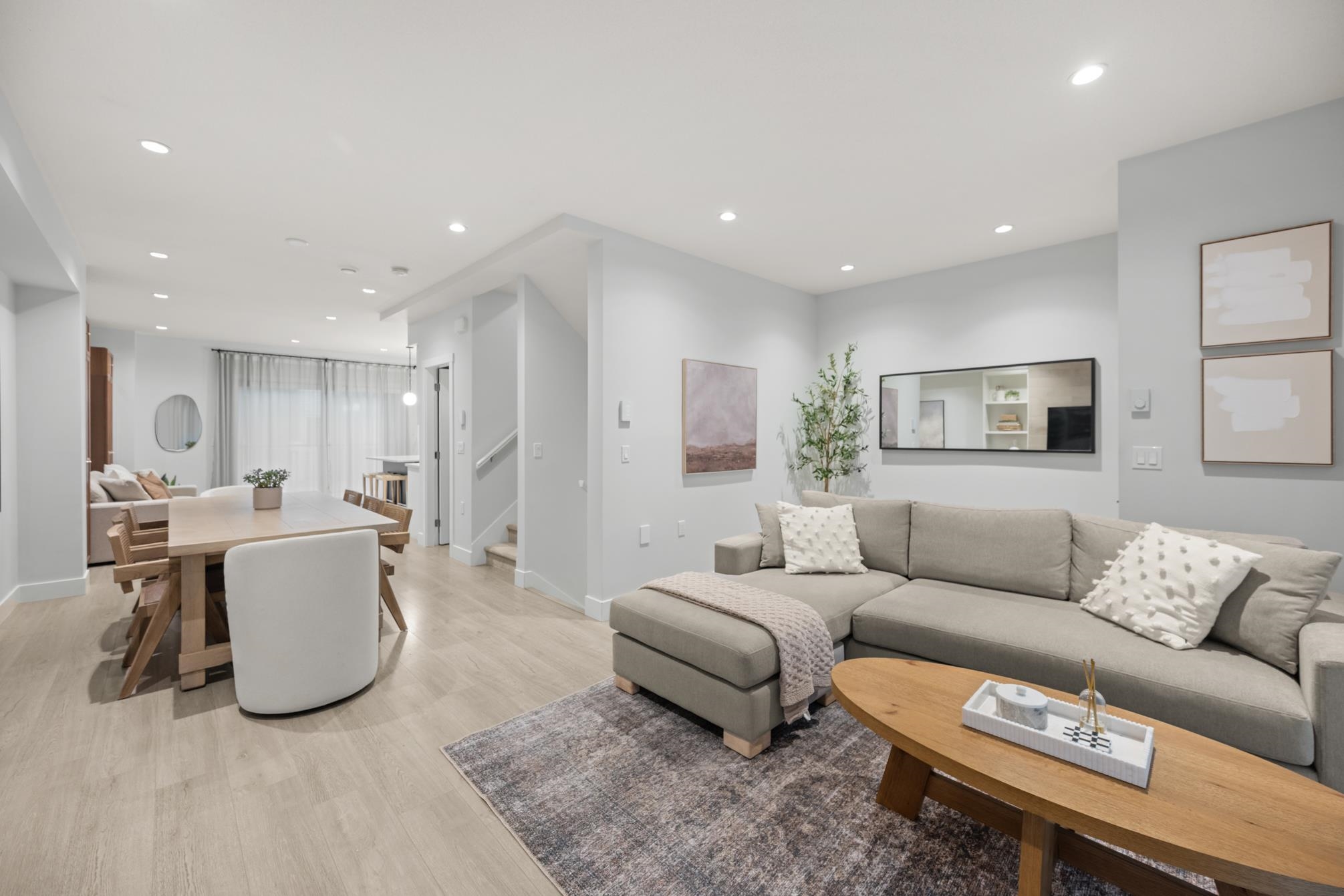 112 2280 163 STREET Unit: 112