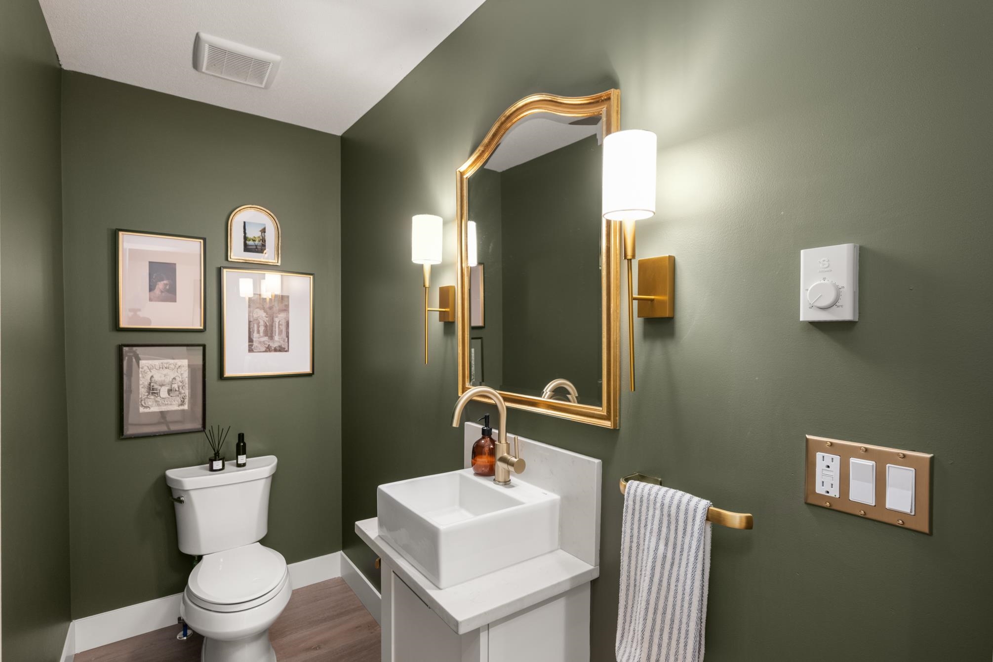 112 2280 163 STREET Unit: 112