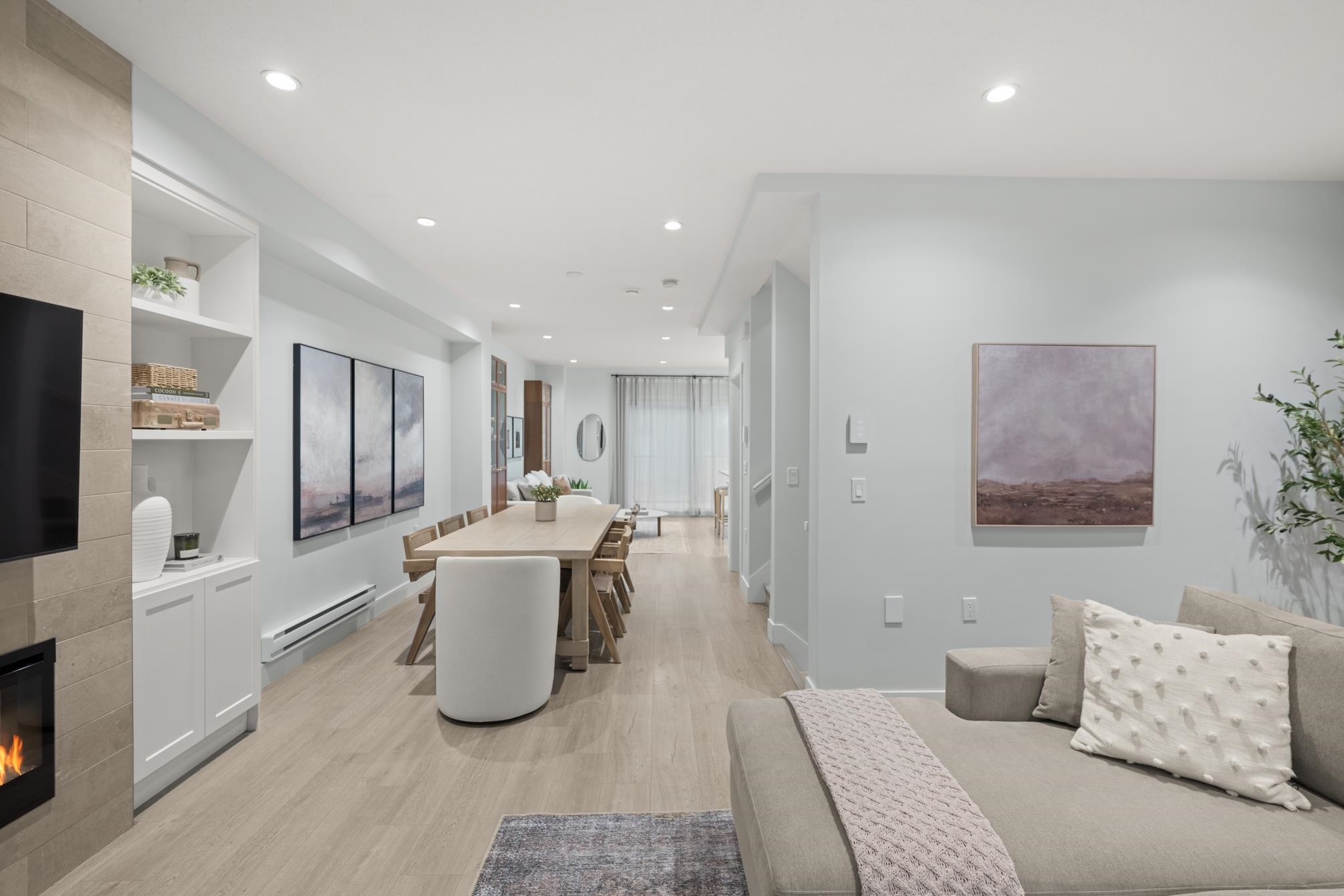 112 2280 163 STREET Unit: 112