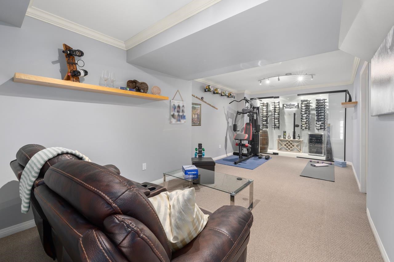 5723 148B STREET STREET