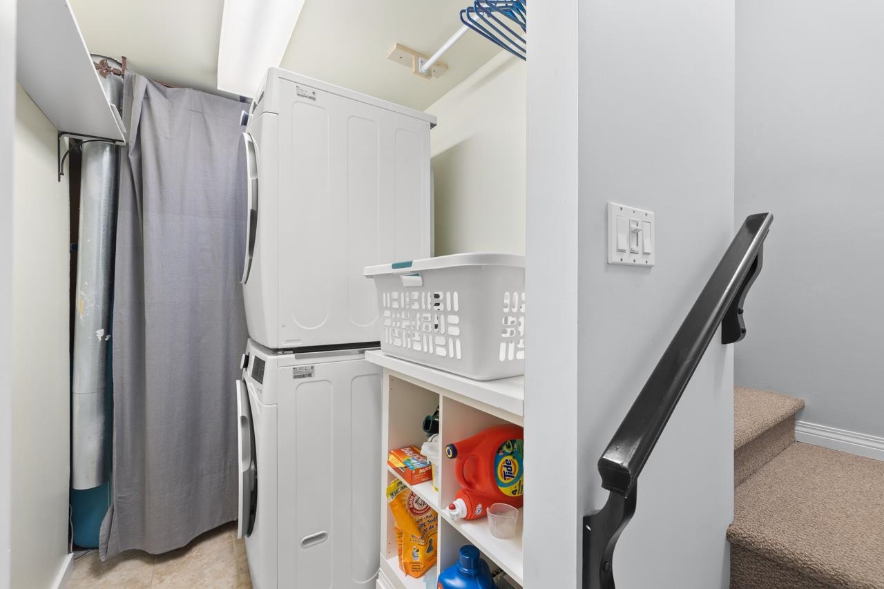 5723 148B STREET STREET