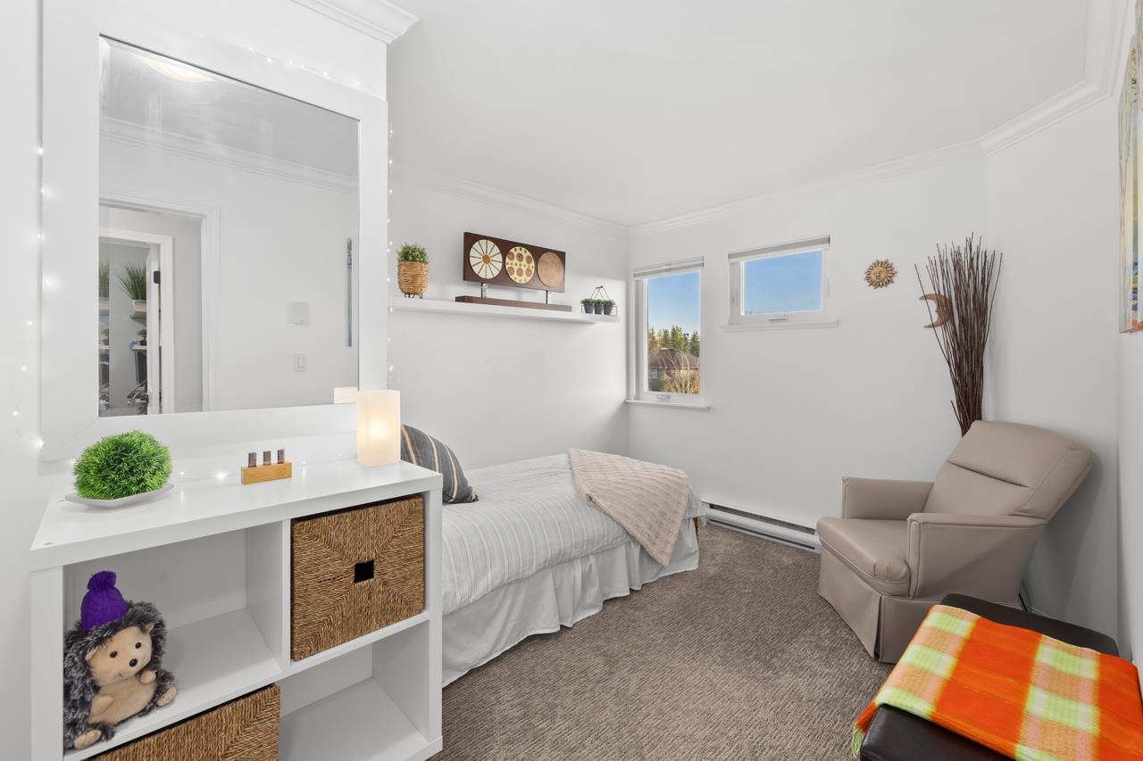 5723 148B STREET STREET