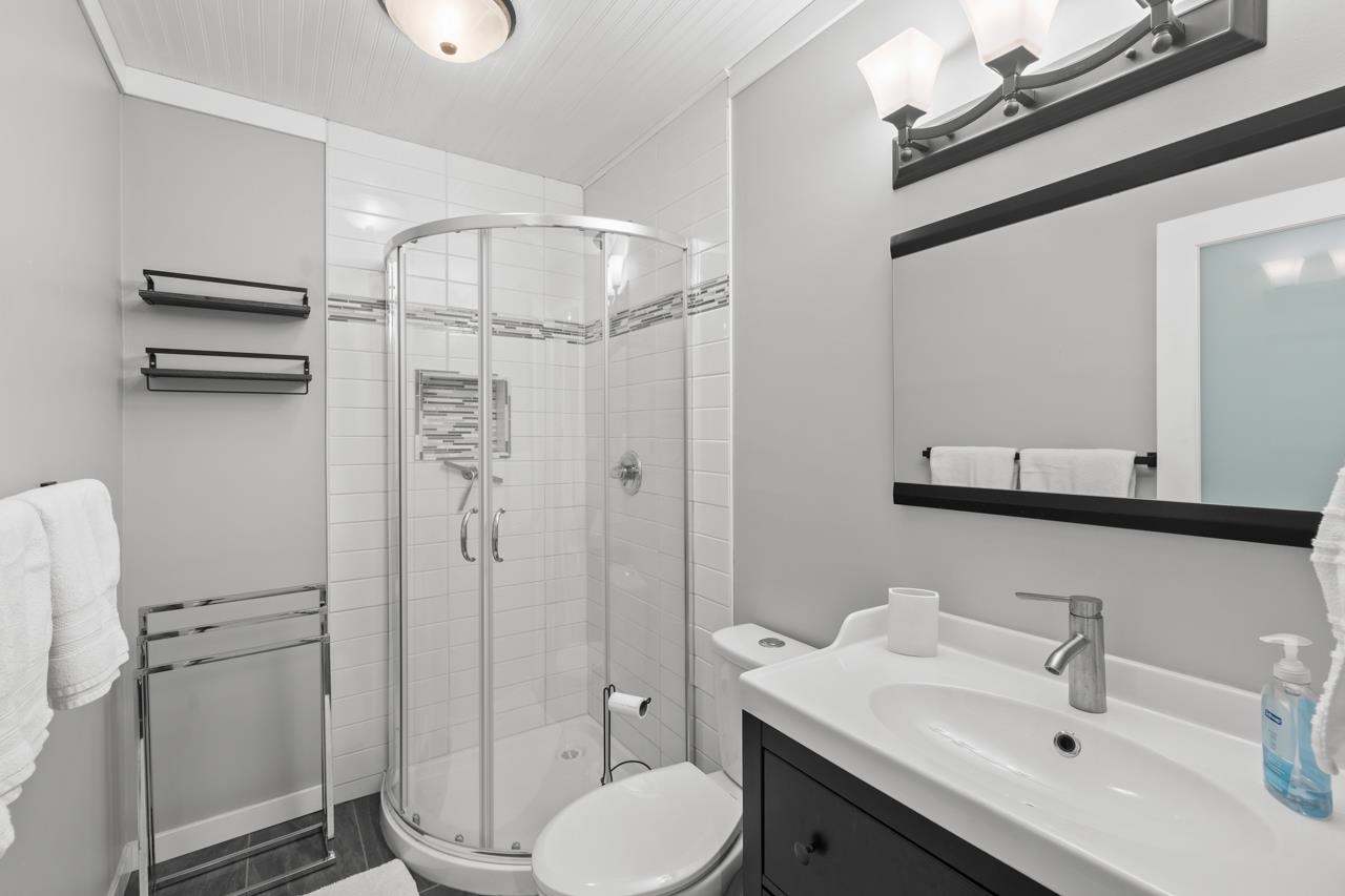 5723 148B STREET STREET