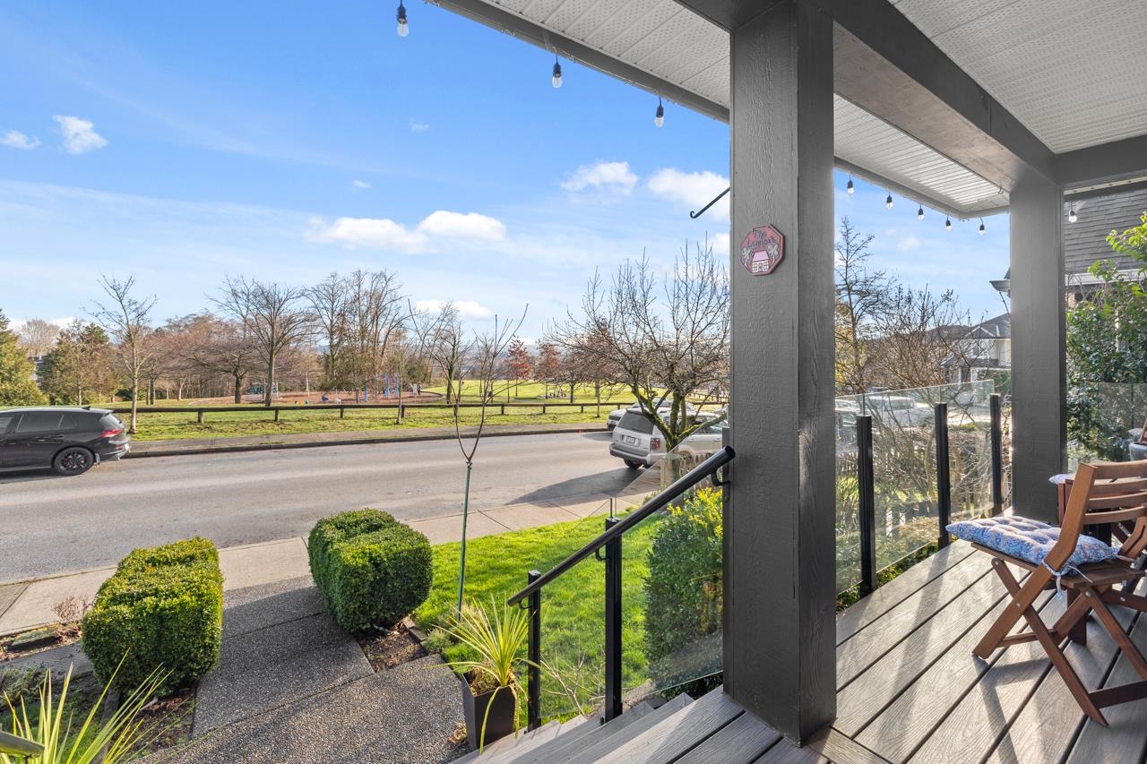 5723 148B STREET STREET