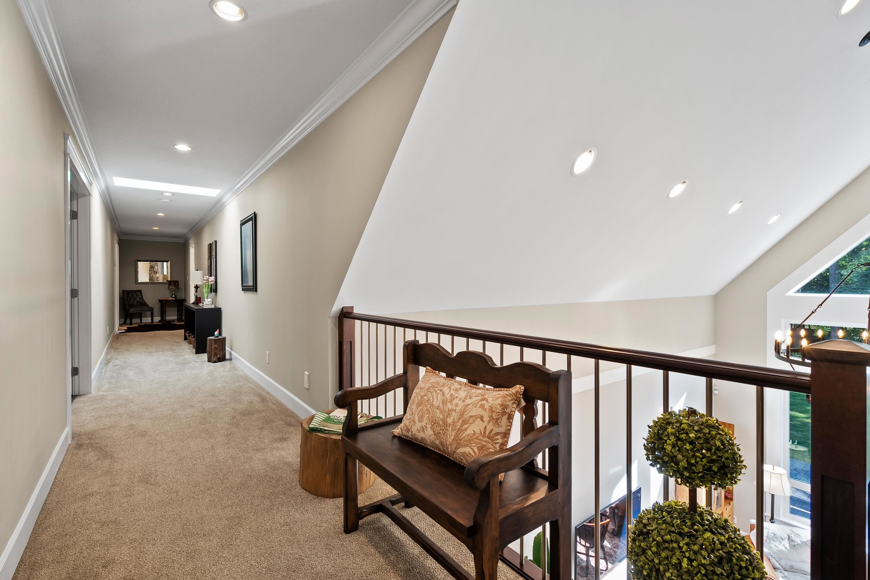 2732 NORTHCREST DRIVE