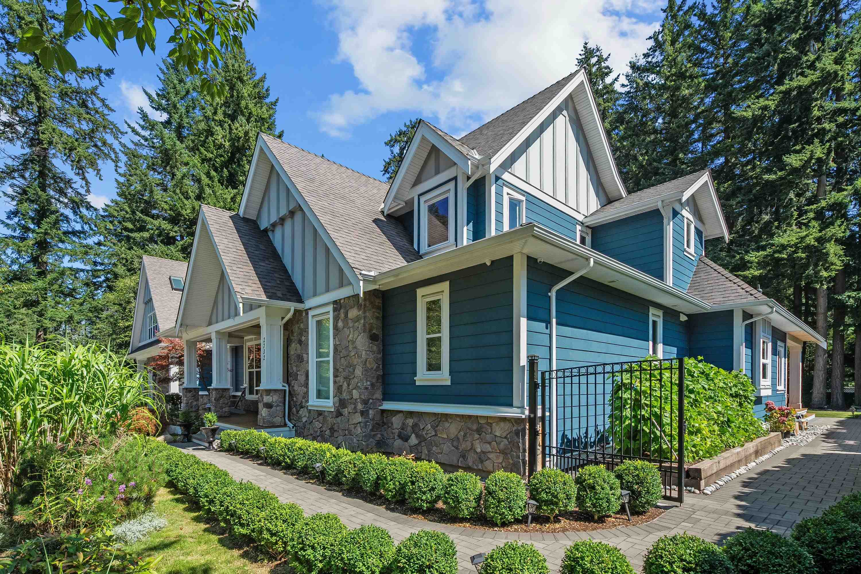 2732 NORTHCREST DRIVE