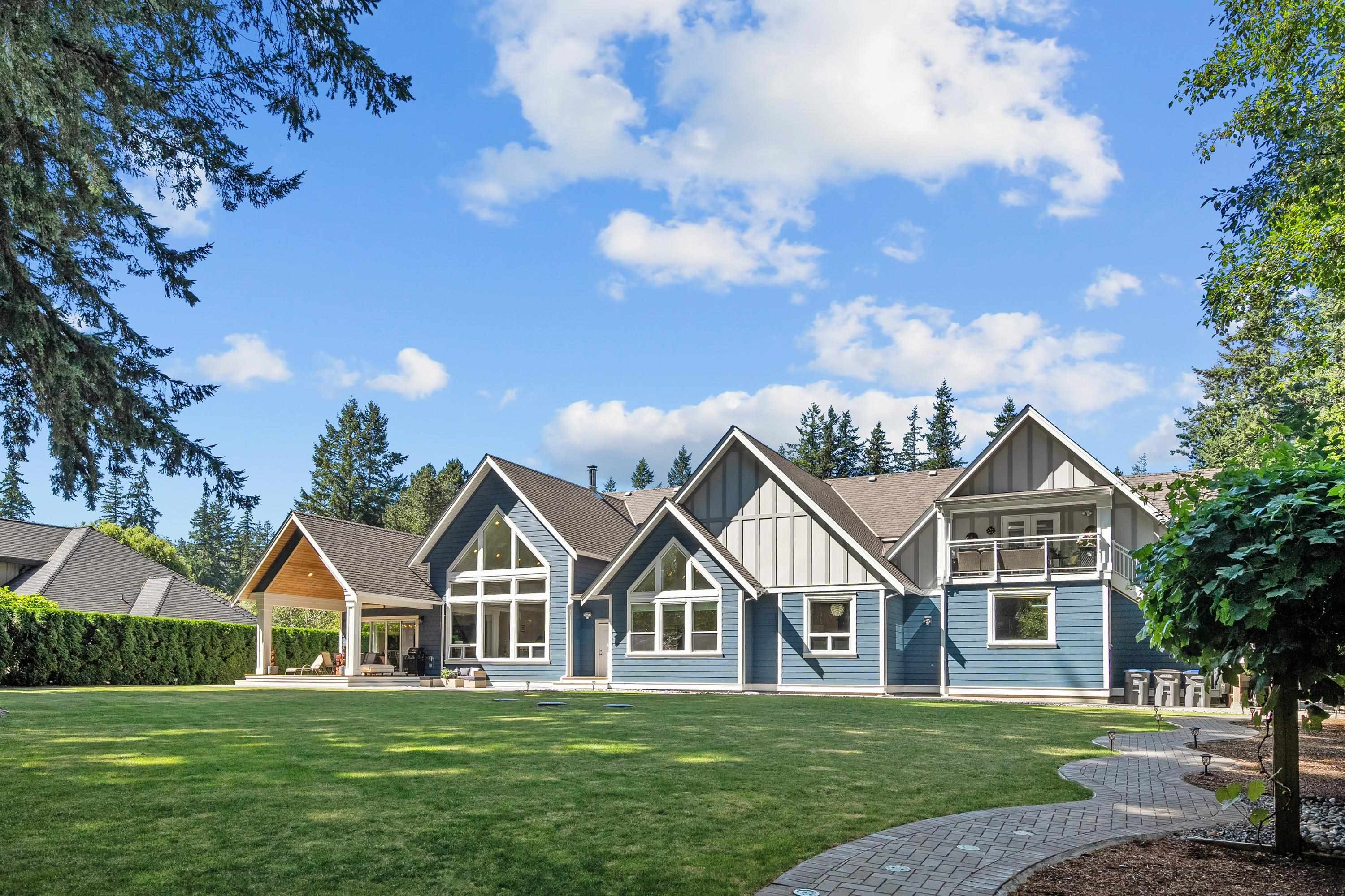 2732 NORTHCREST DRIVE