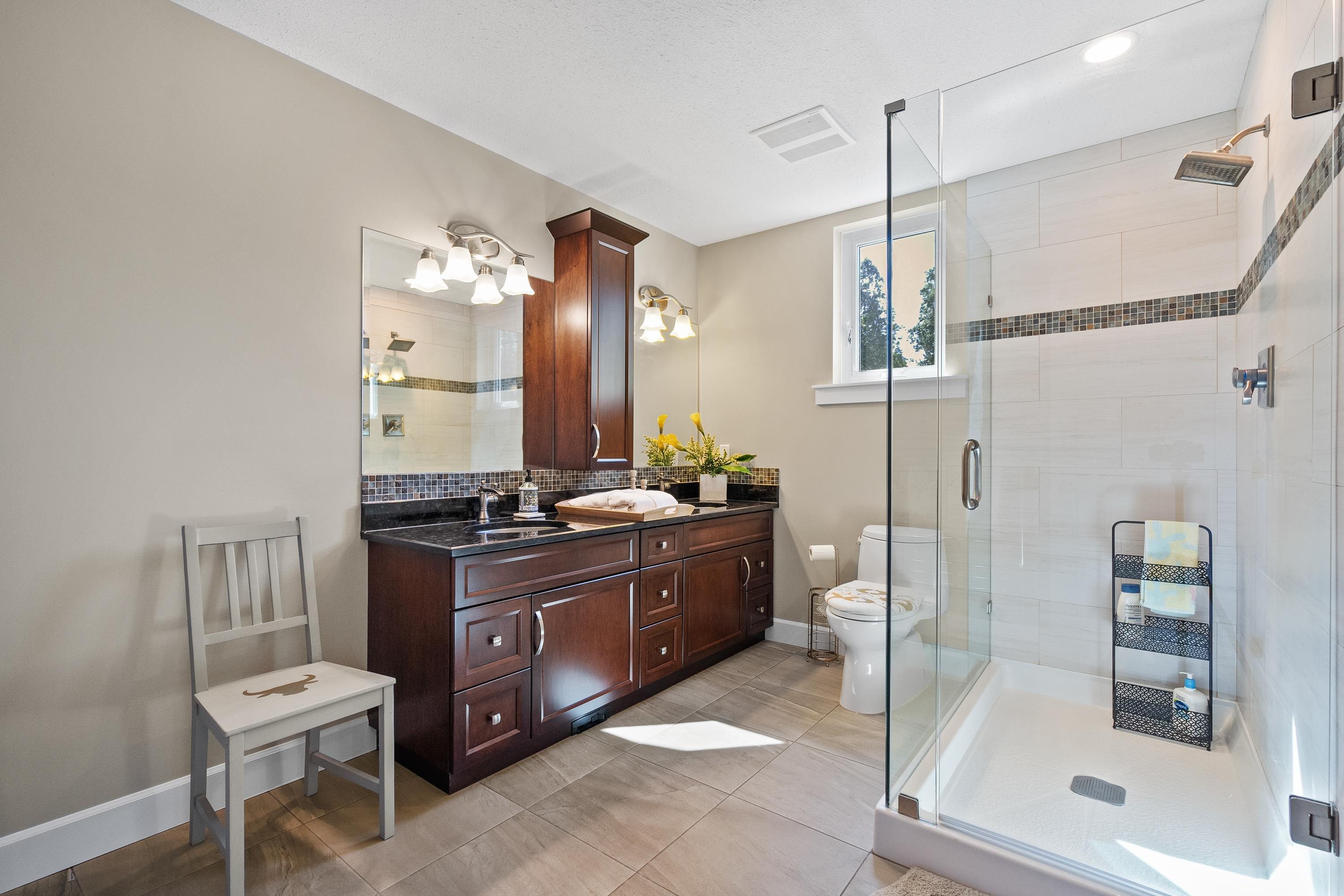 2732 NORTHCREST DRIVE