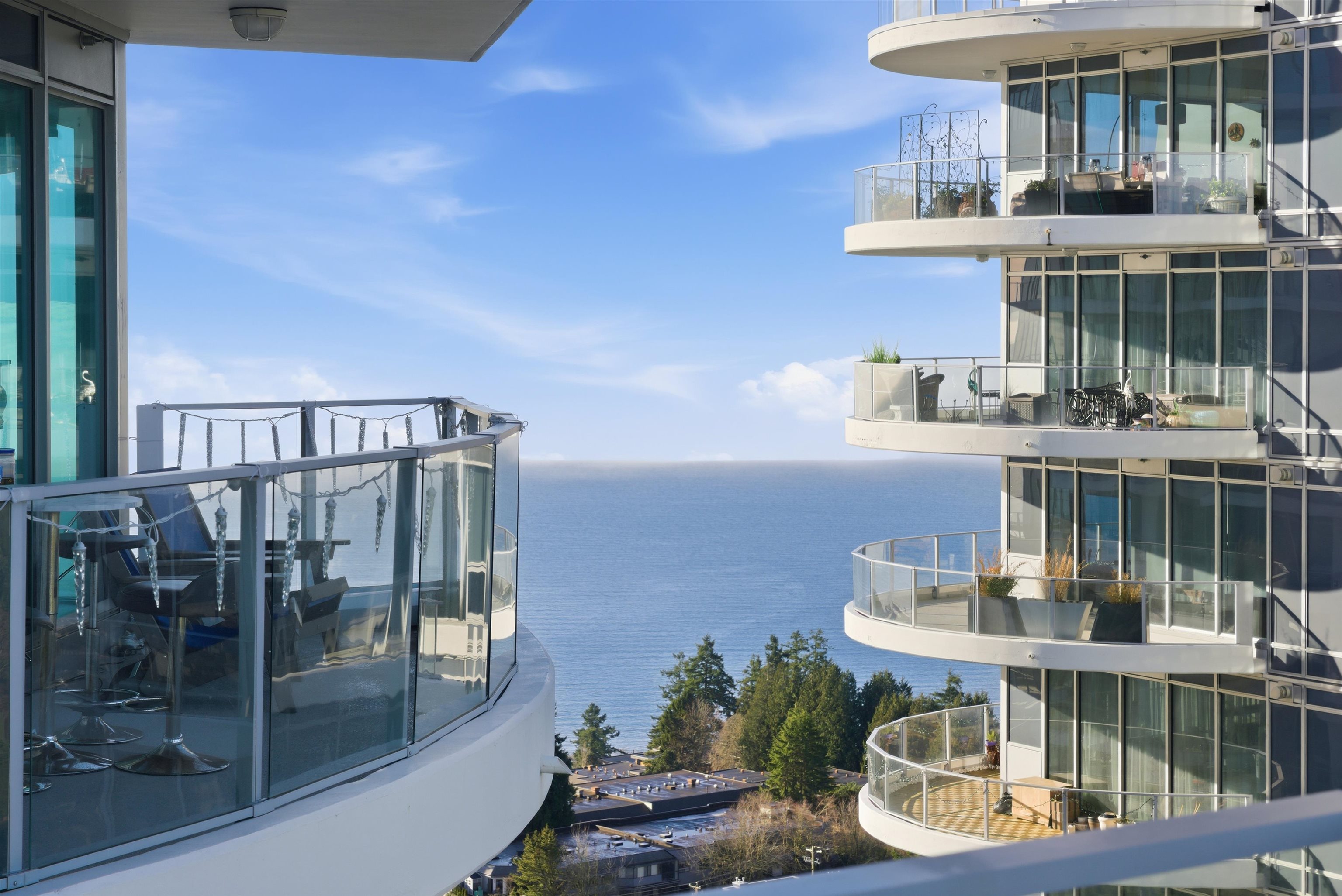 2001 1501 FOSTER STREET Unit: 2001