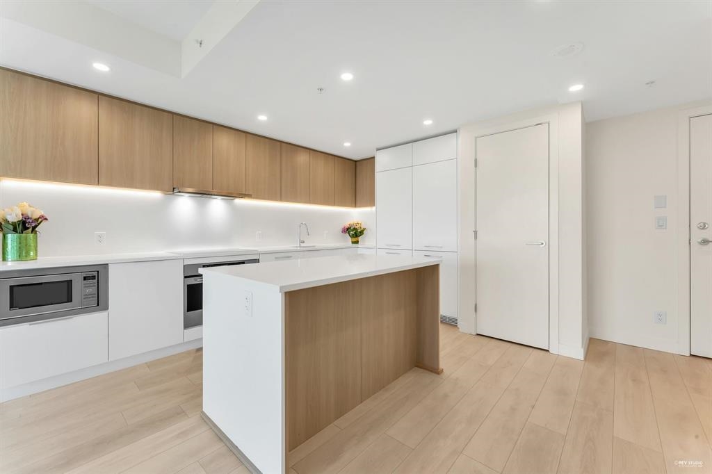 1902 13318 104 AVENUE Unit: 1902