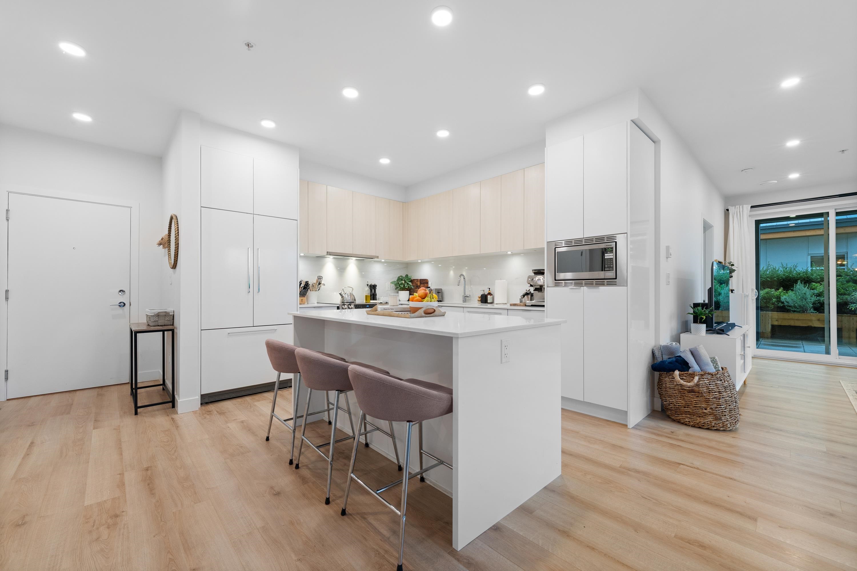 108 1892 STARLING DRIVE Unit: 108