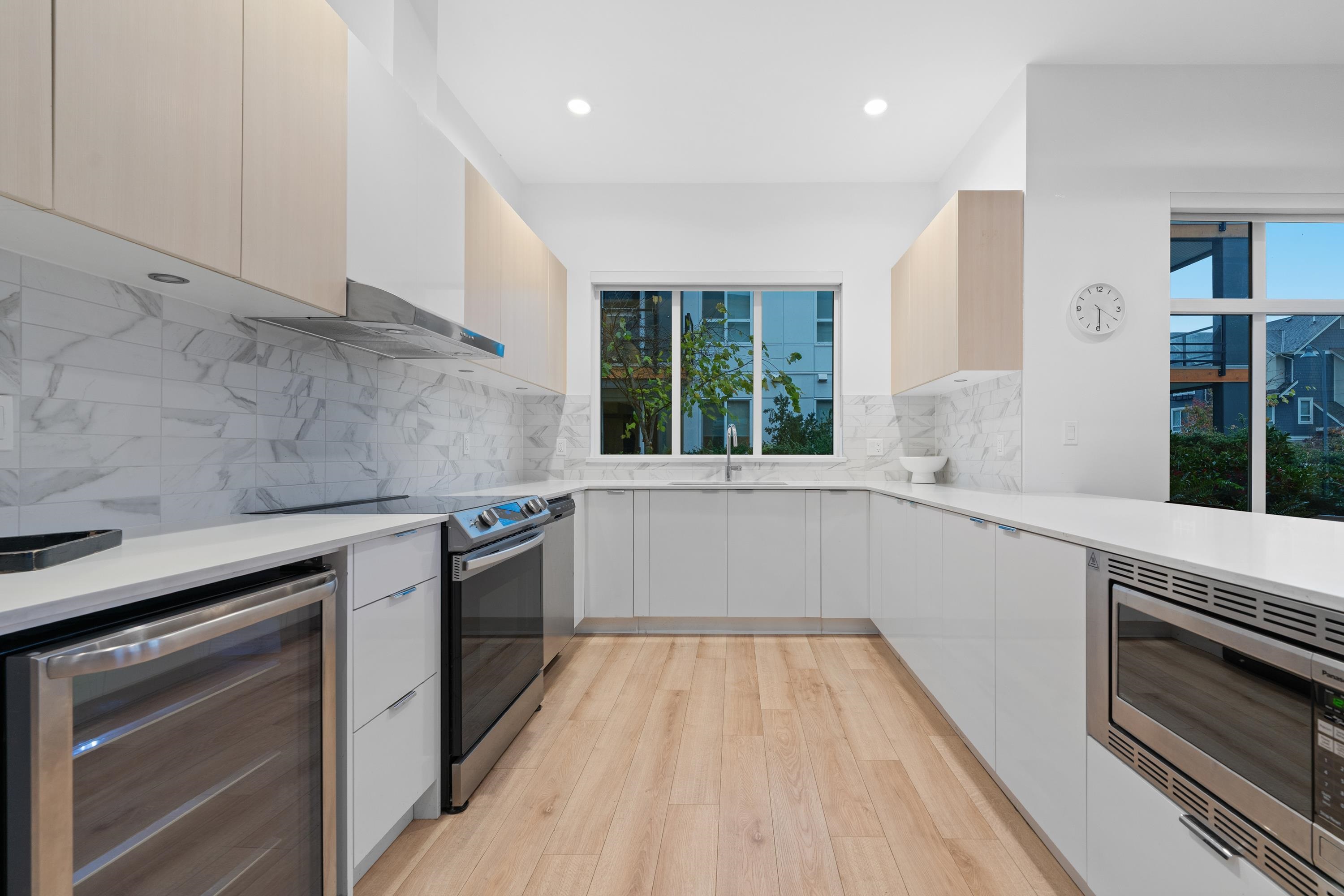 108 1892 STARLING DRIVE Unit: 108