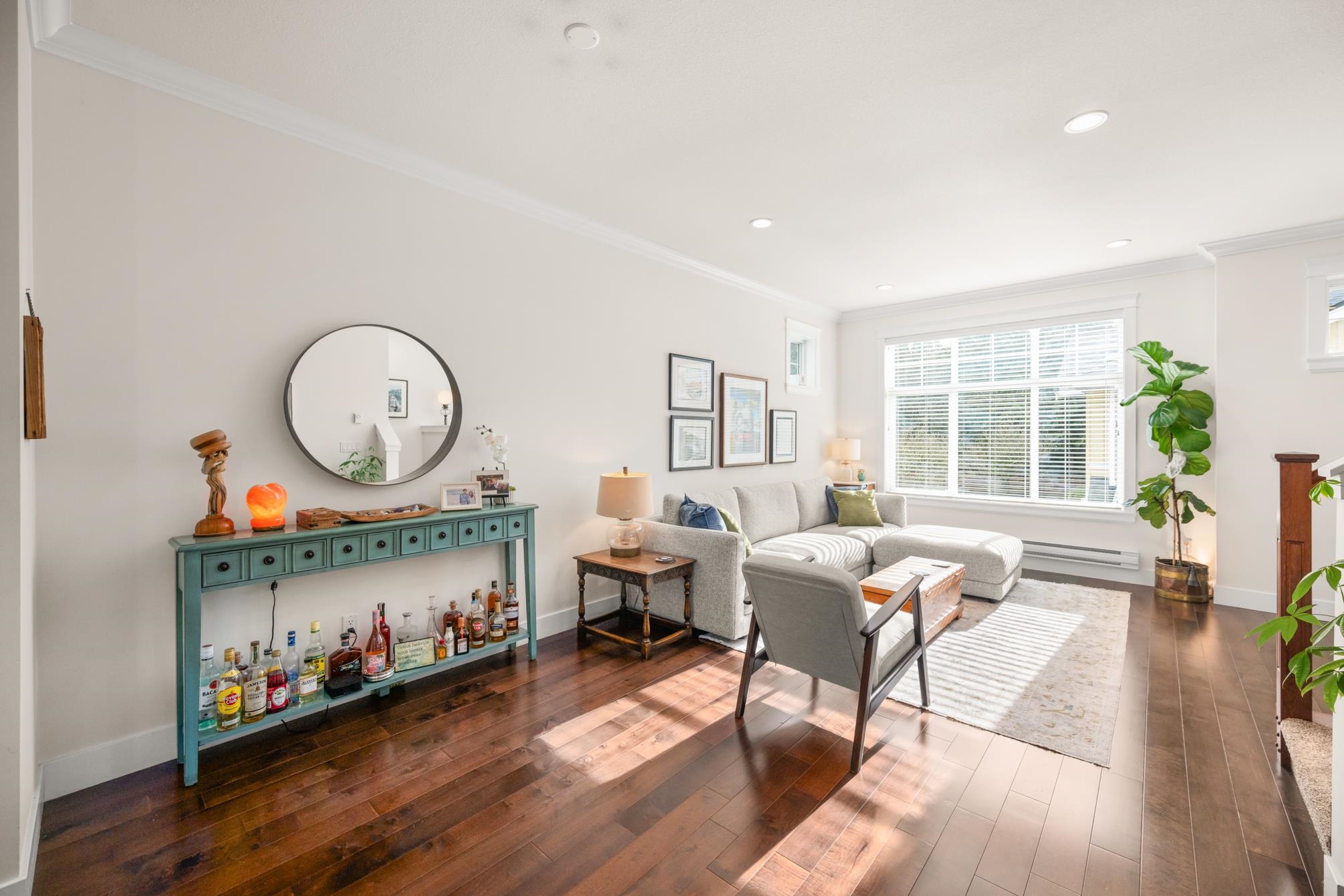 7 17171 2B AVENUE Unit: 7