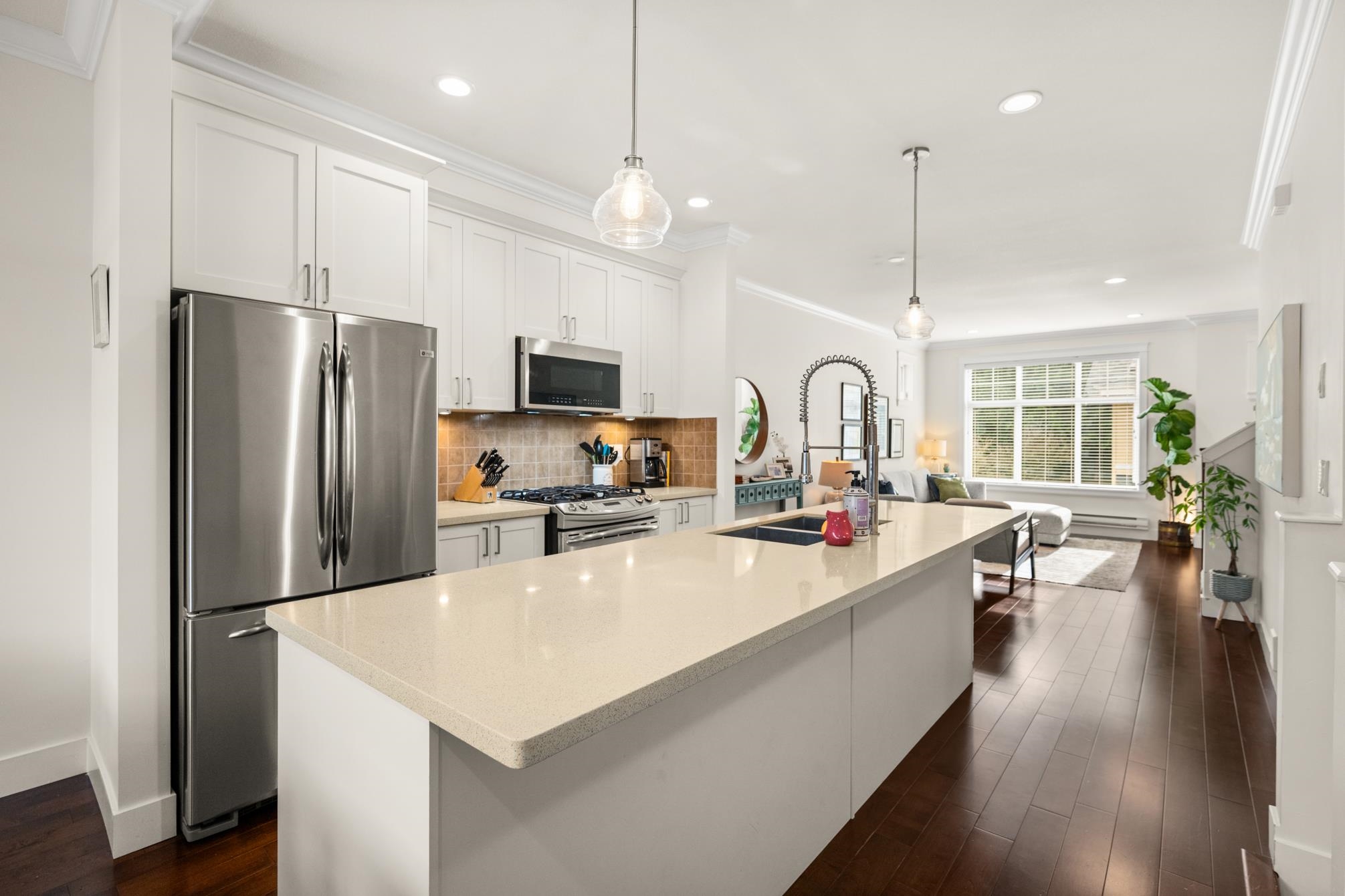 7 17171 2B AVENUE Unit: 7