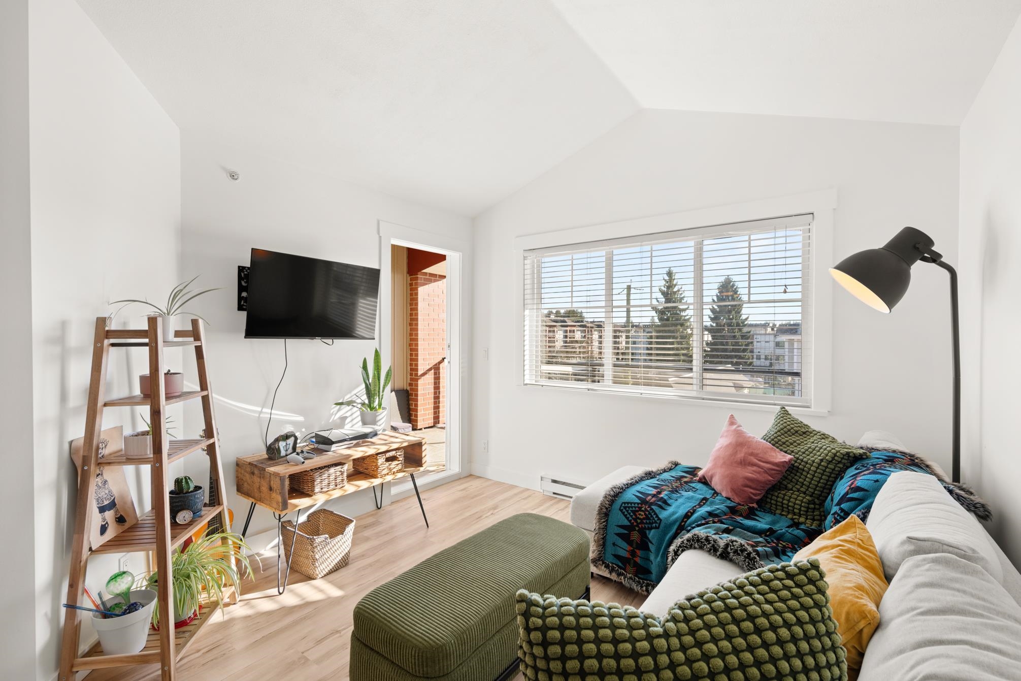 308 19774 56 AVENUE Unit: 308