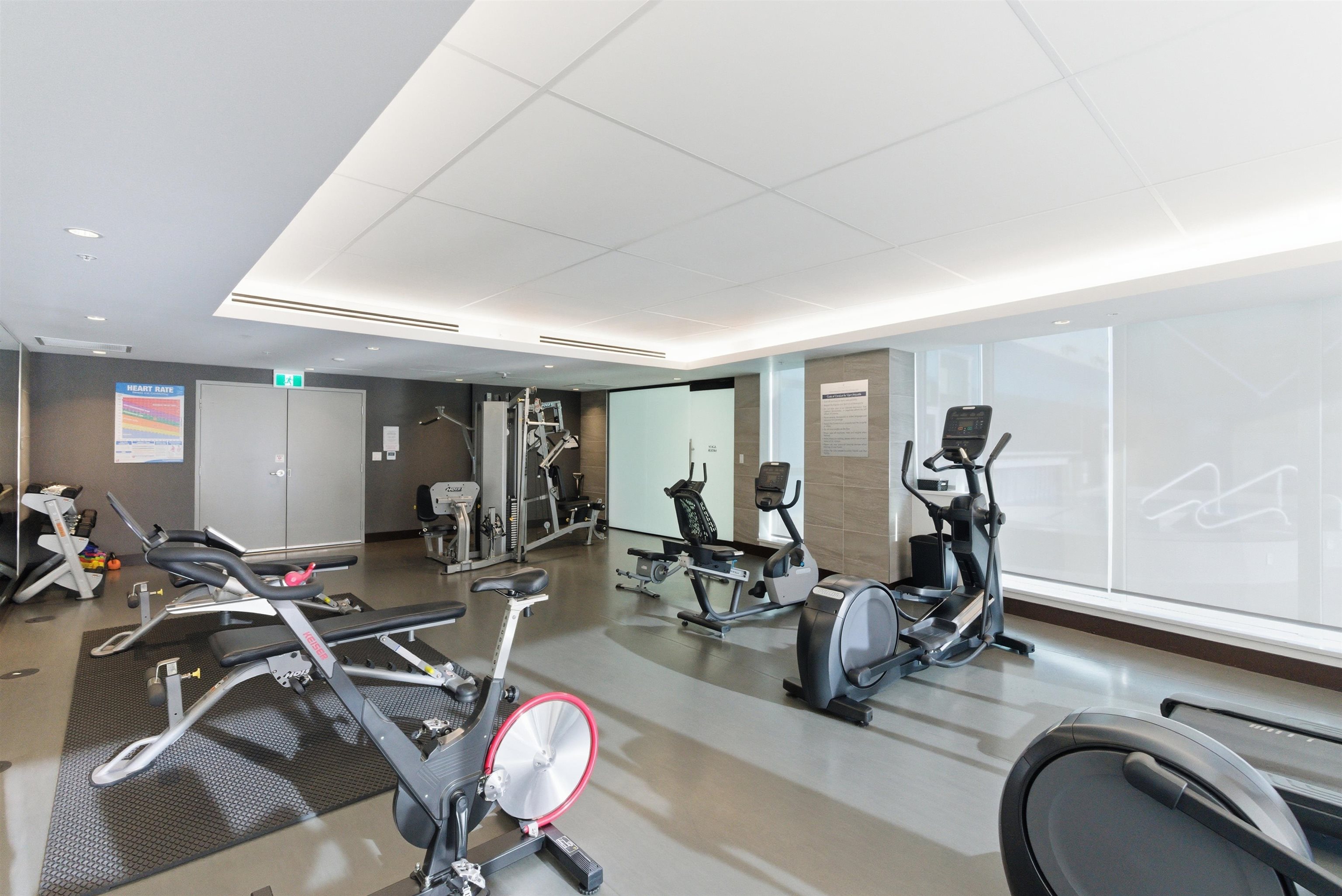 1403 1501 FOSTER STREET Unit: 1403