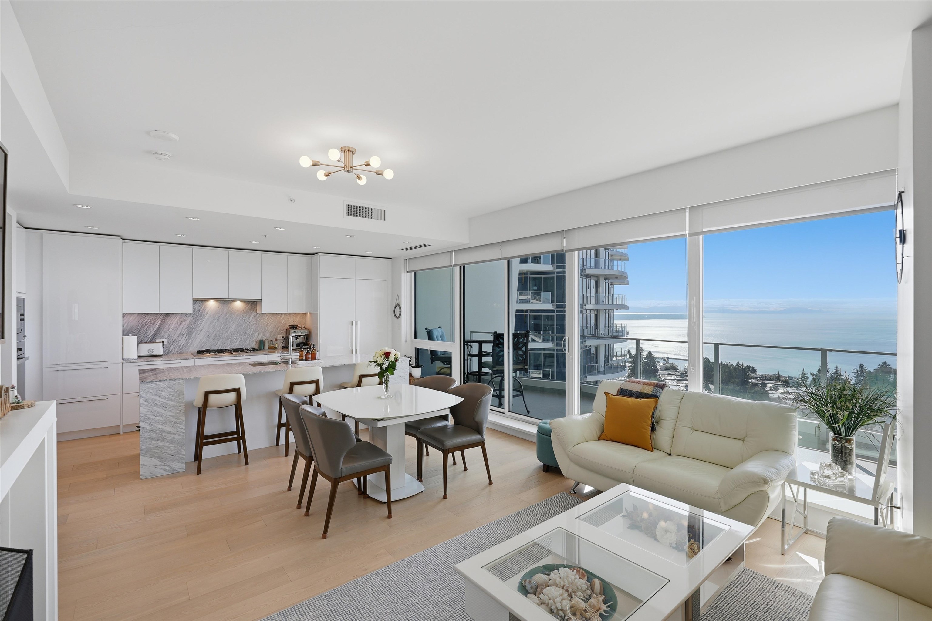 1403 1501 FOSTER STREET Unit: 1403