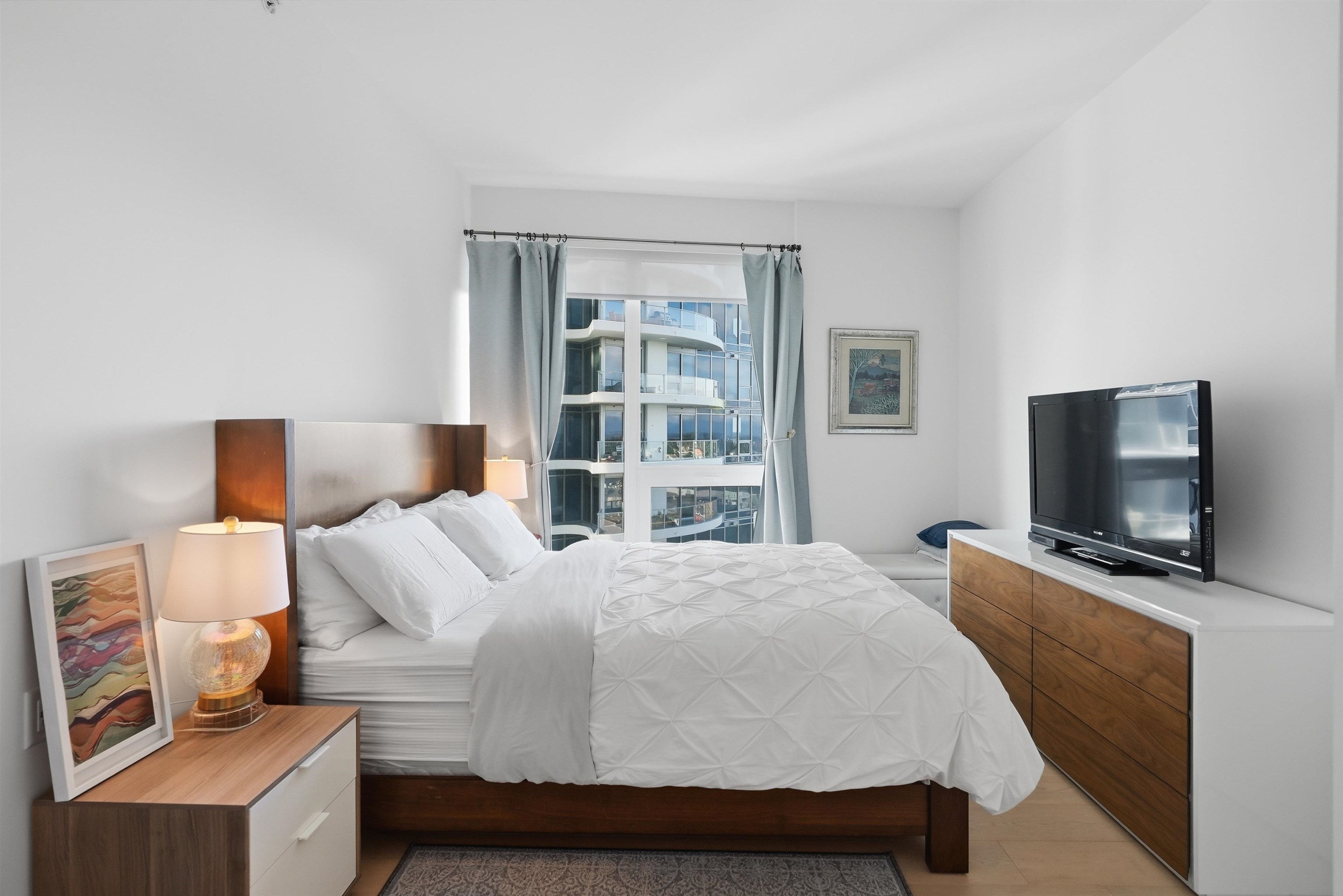 1403 1501 FOSTER STREET Unit: 1403