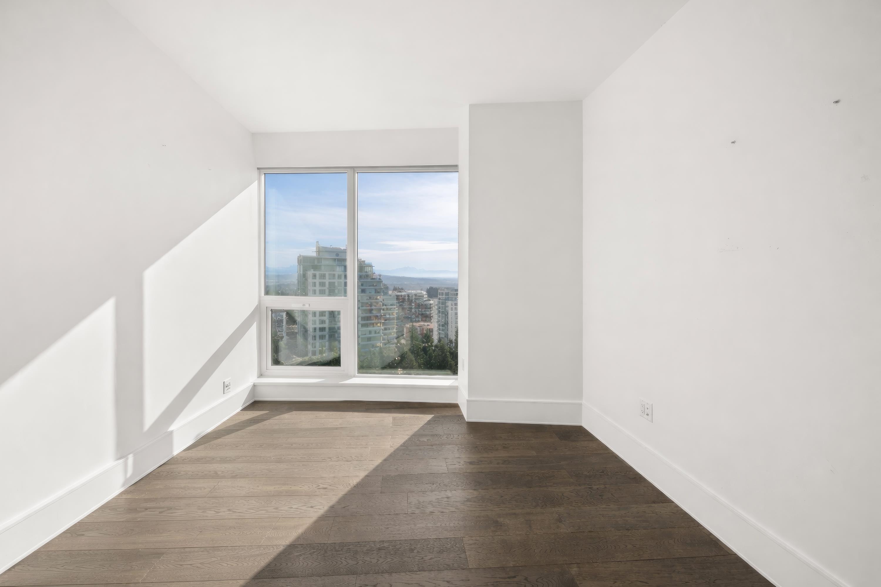 2004 1501 FOSTER STREET Unit: 2004