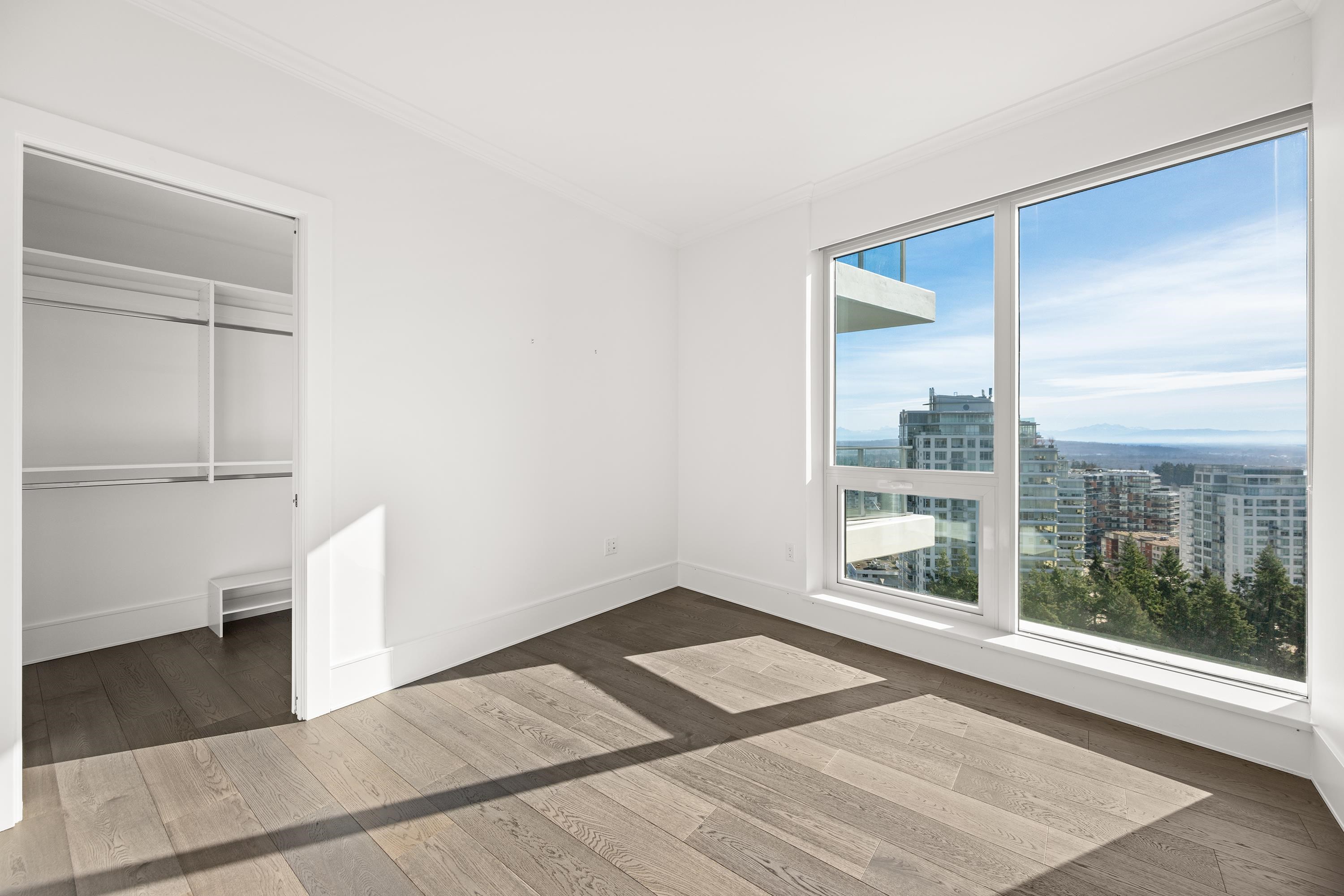 2004 1501 FOSTER STREET Unit: 2004