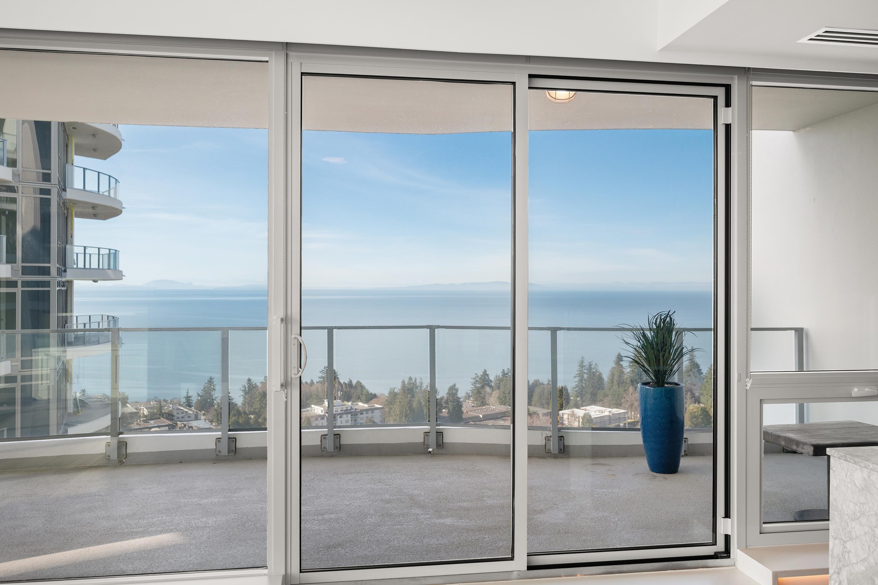 2004 1501 FOSTER STREET Unit: 2004