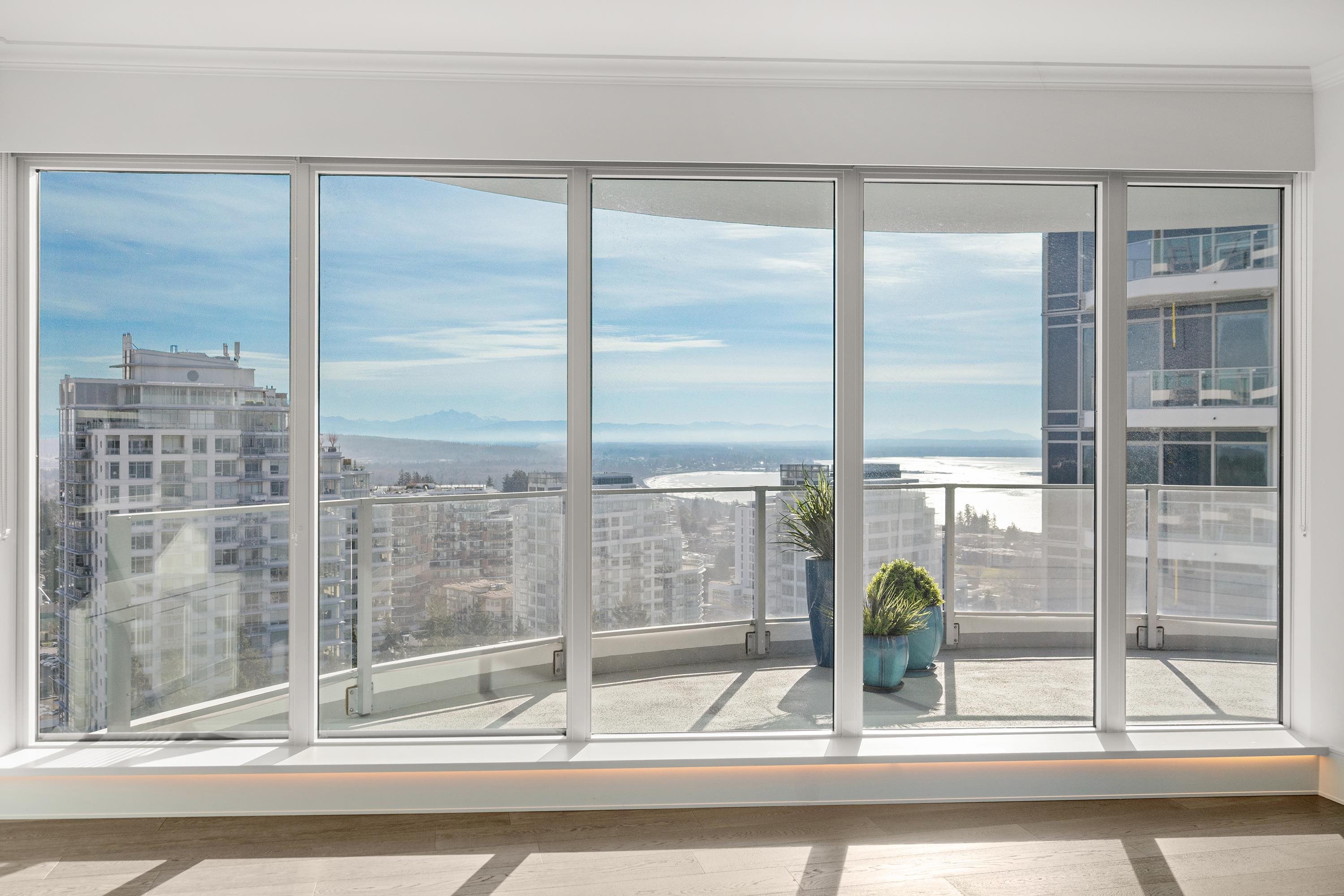 2004 1501 FOSTER STREET Unit: 2004