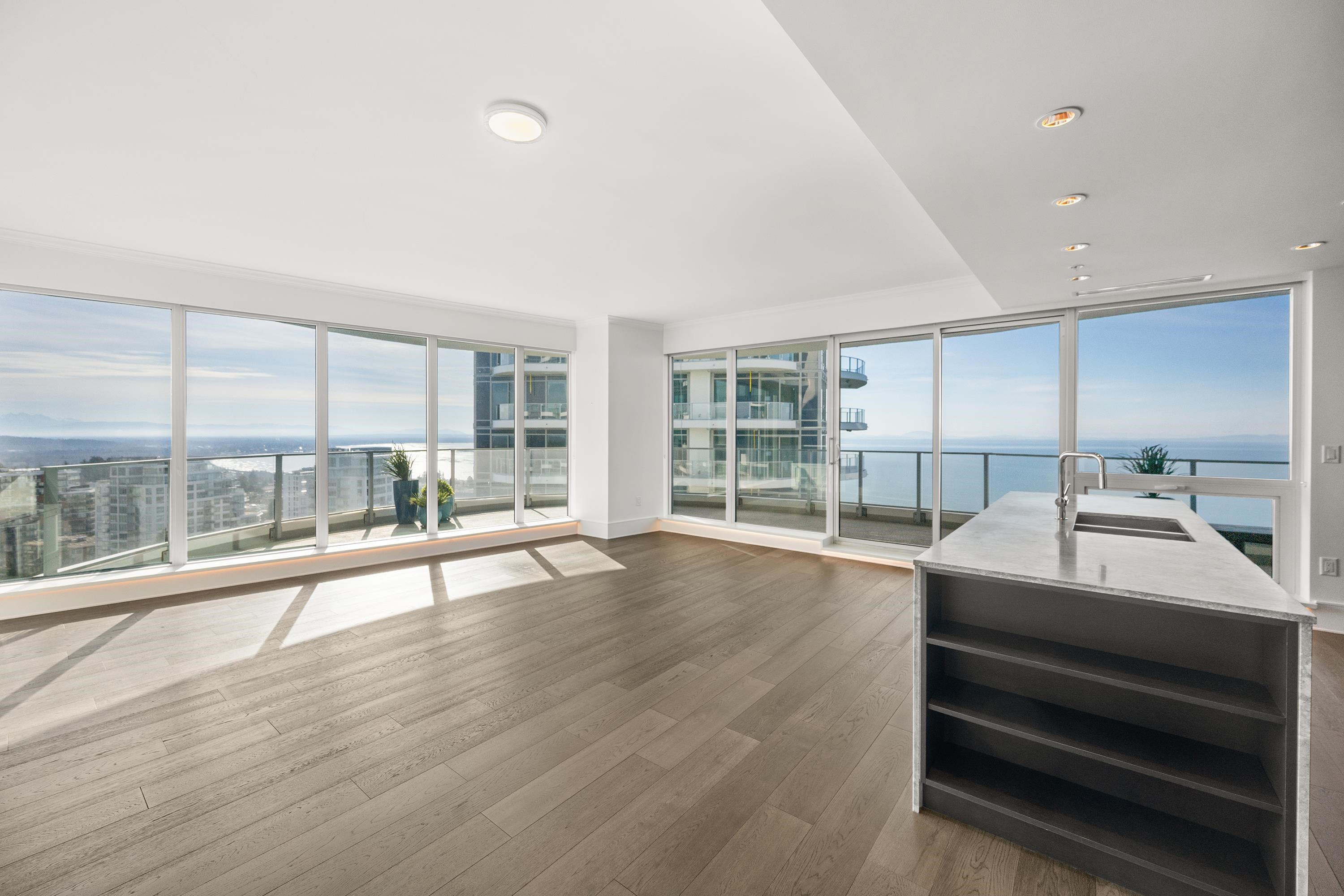 2004 1501 FOSTER STREET Unit: 2004