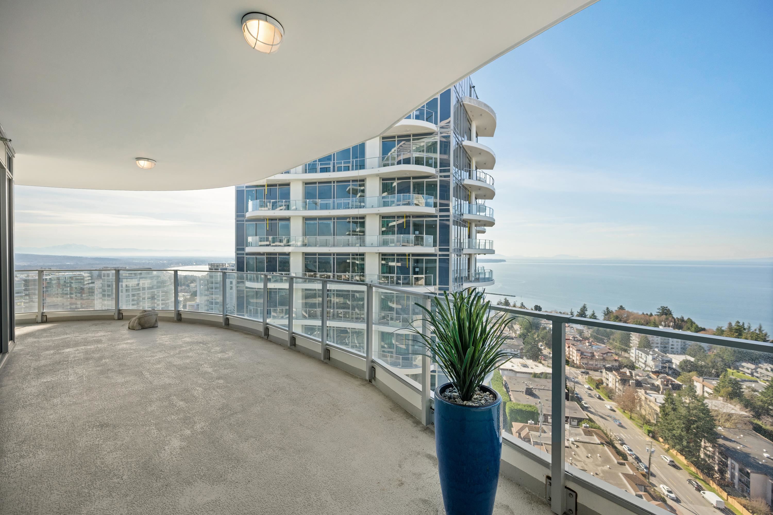 2004 1501 FOSTER STREET Unit: 2004