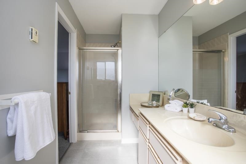 213 7837 120A STREET Unit: 213