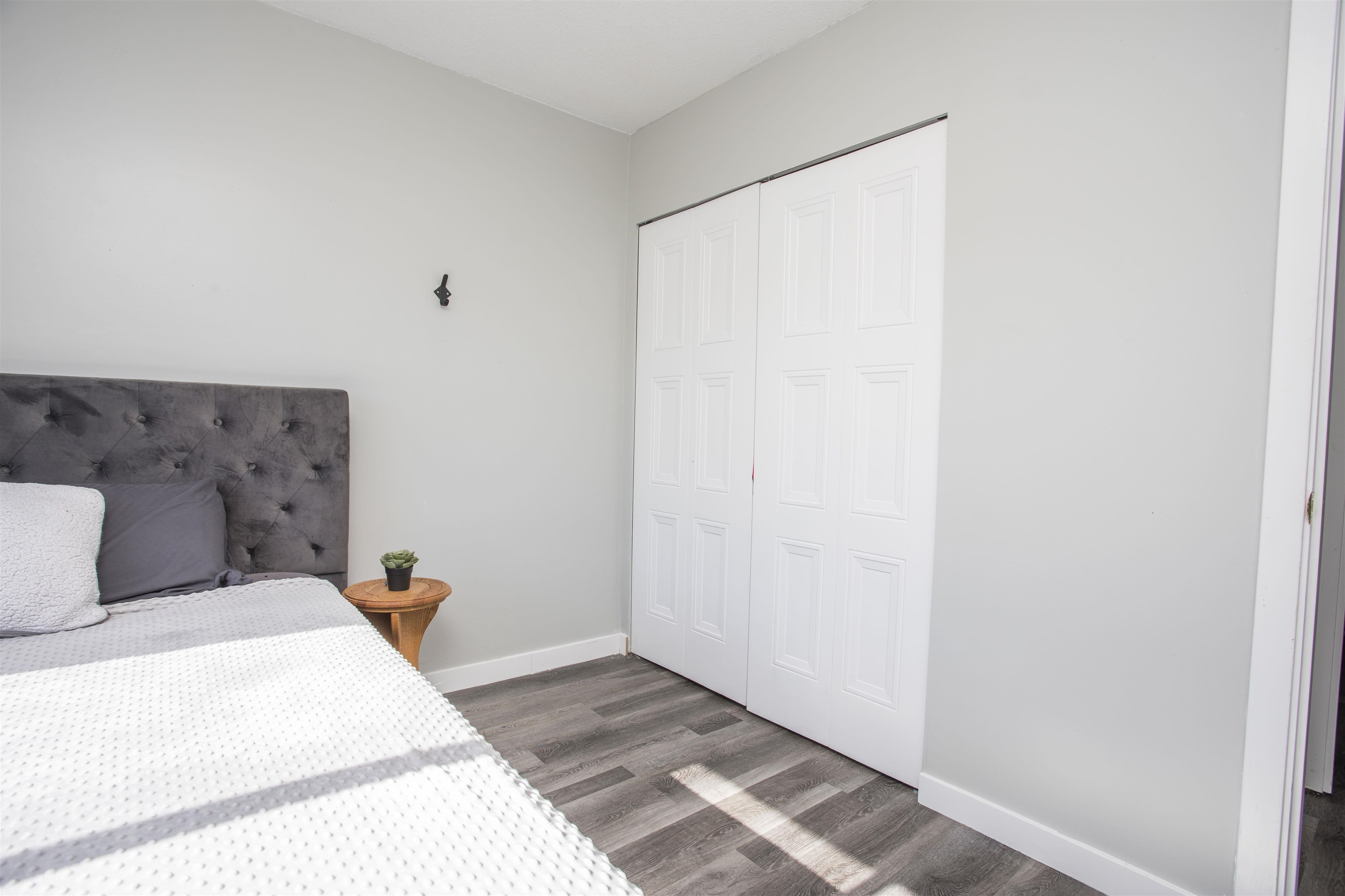 213 7837 120A STREET Unit: 213