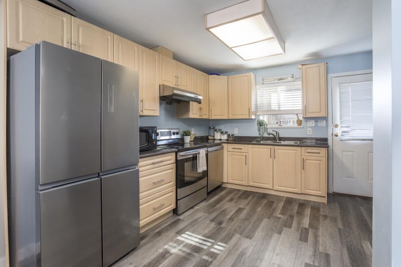 213 7837 120A STREET Unit: 213