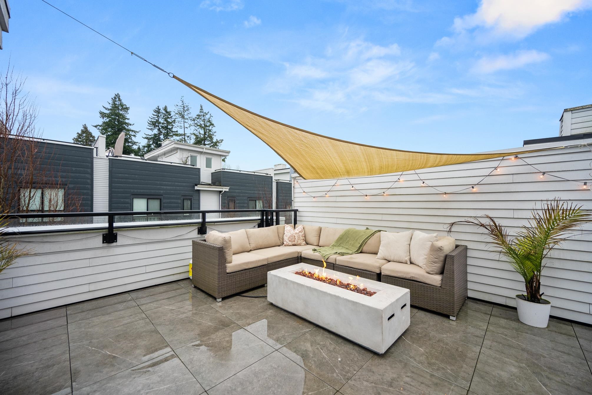 112 2280 163 STREET Unit: 112