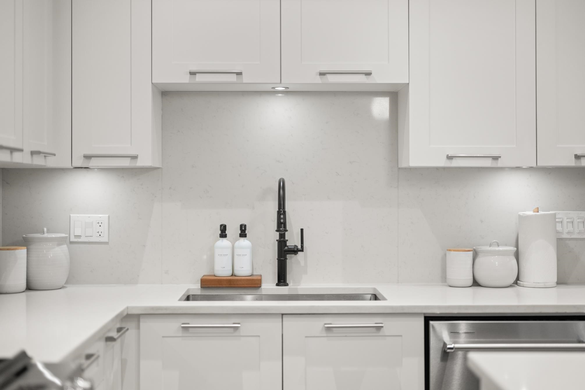 112 2280 163 STREET Unit: 112