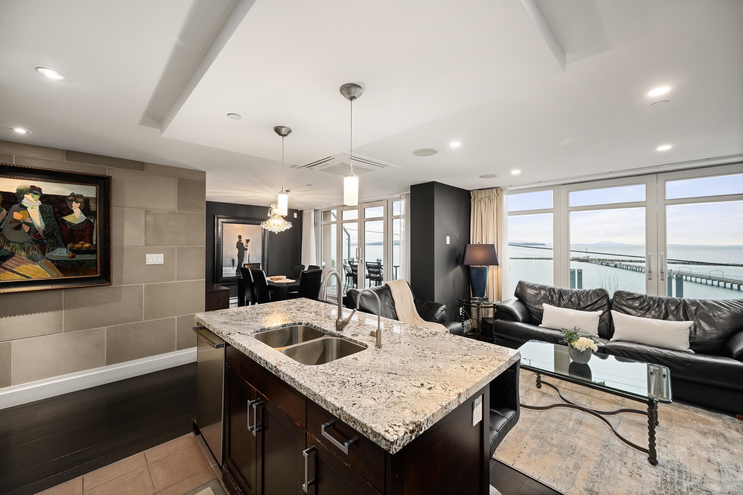 201 15097 MARINE DRIVE Unit: 201