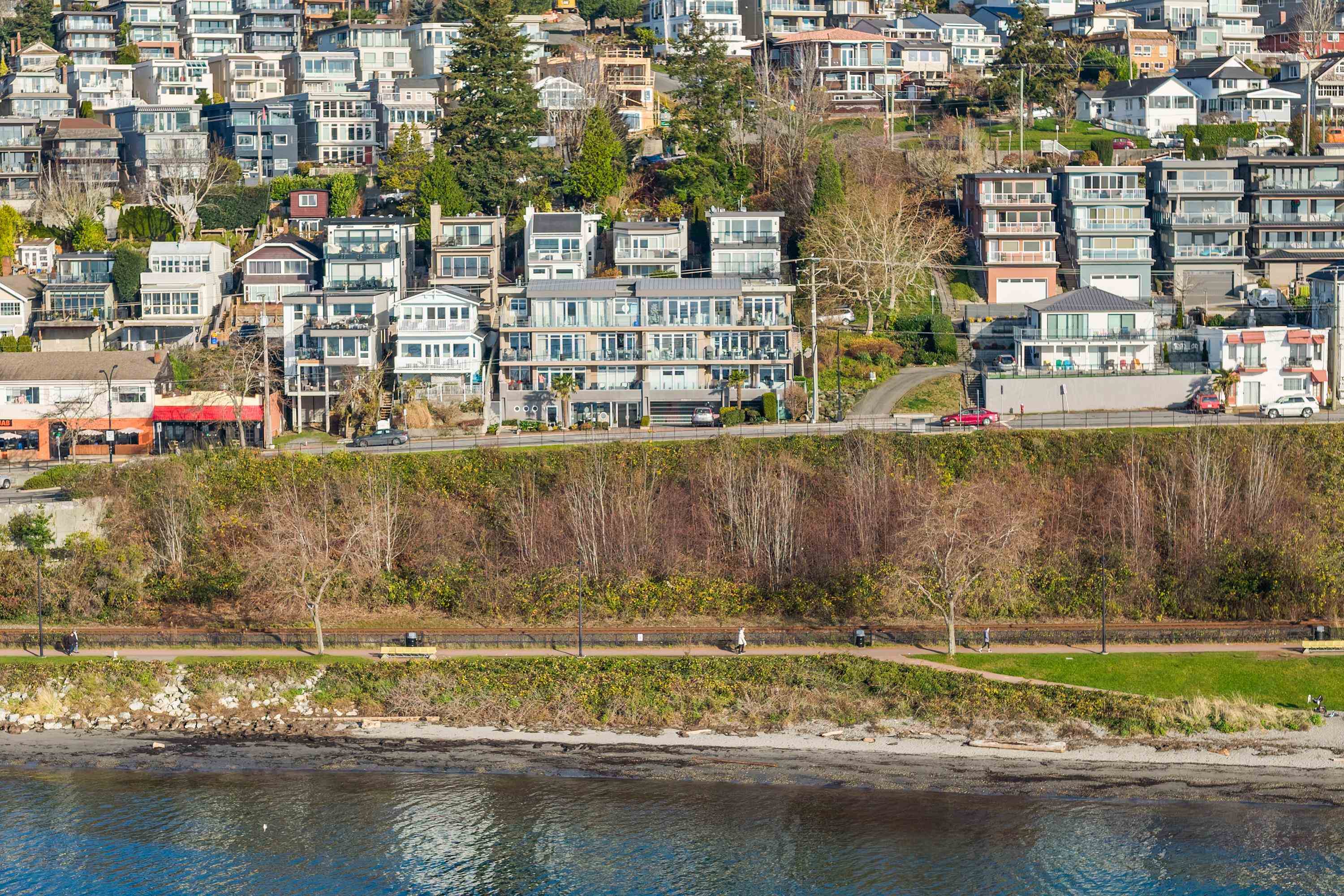 201 15097 MARINE DRIVE Unit: 201