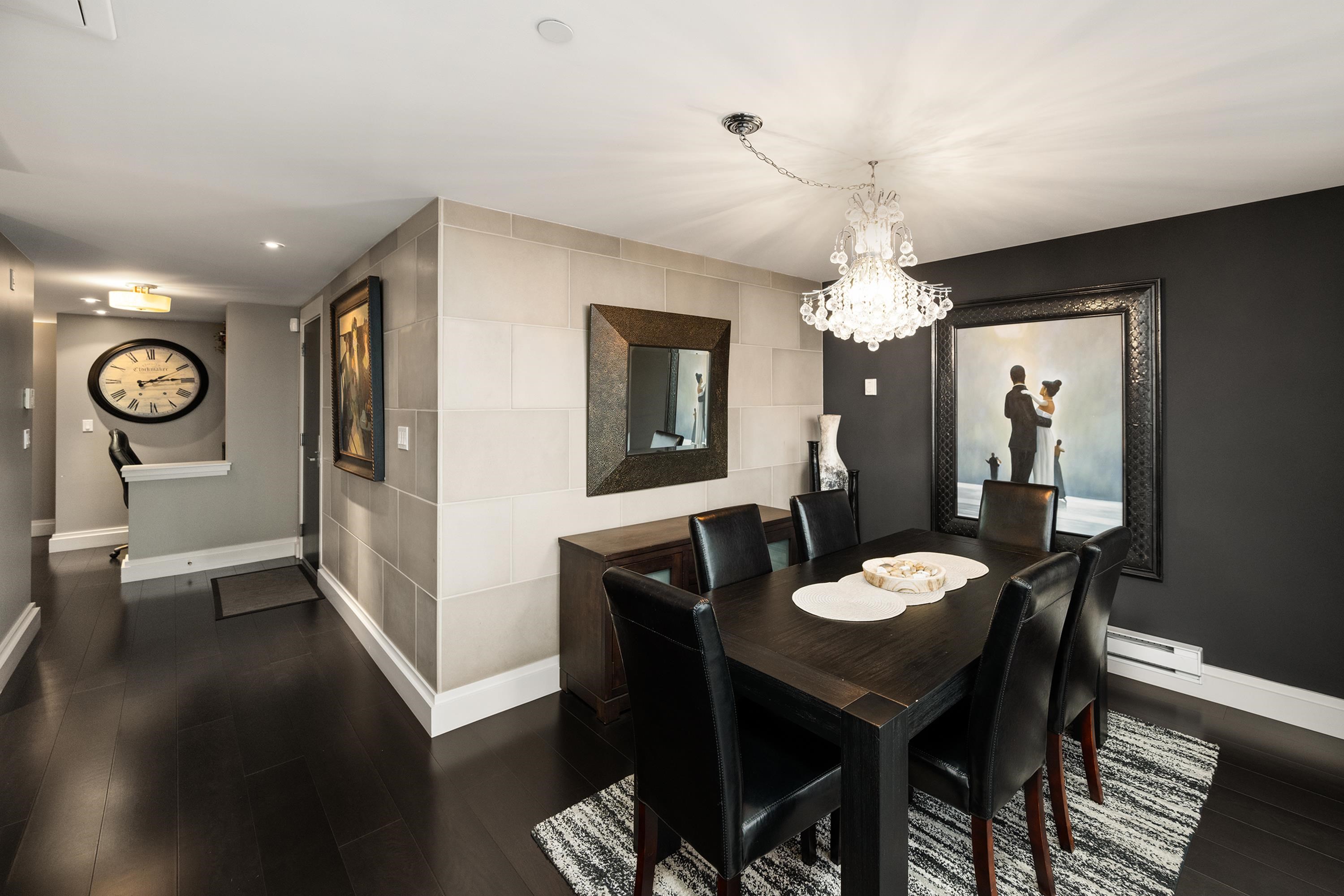 201 15097 MARINE DRIVE Unit: 201