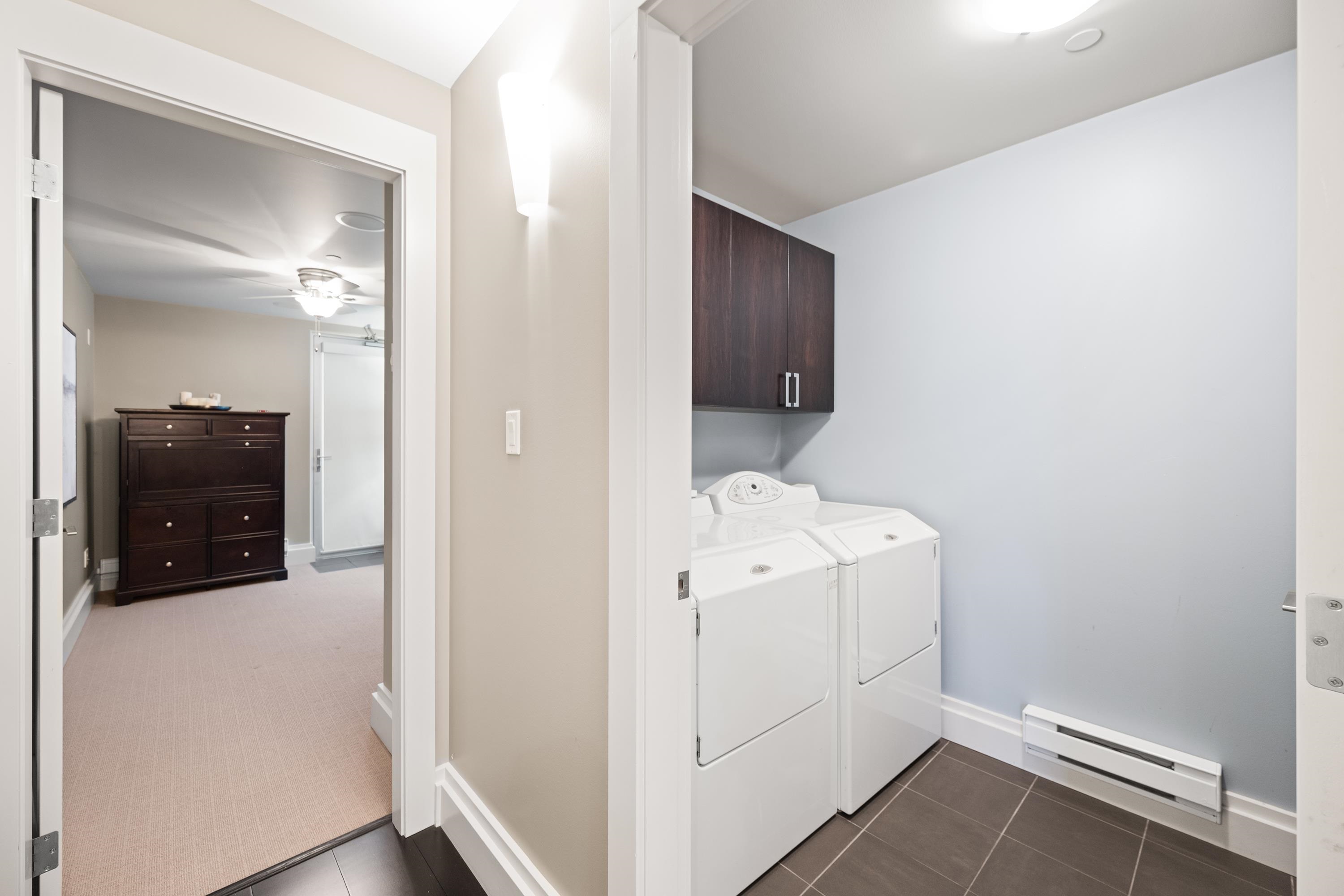 201 15097 MARINE DRIVE Unit: 201