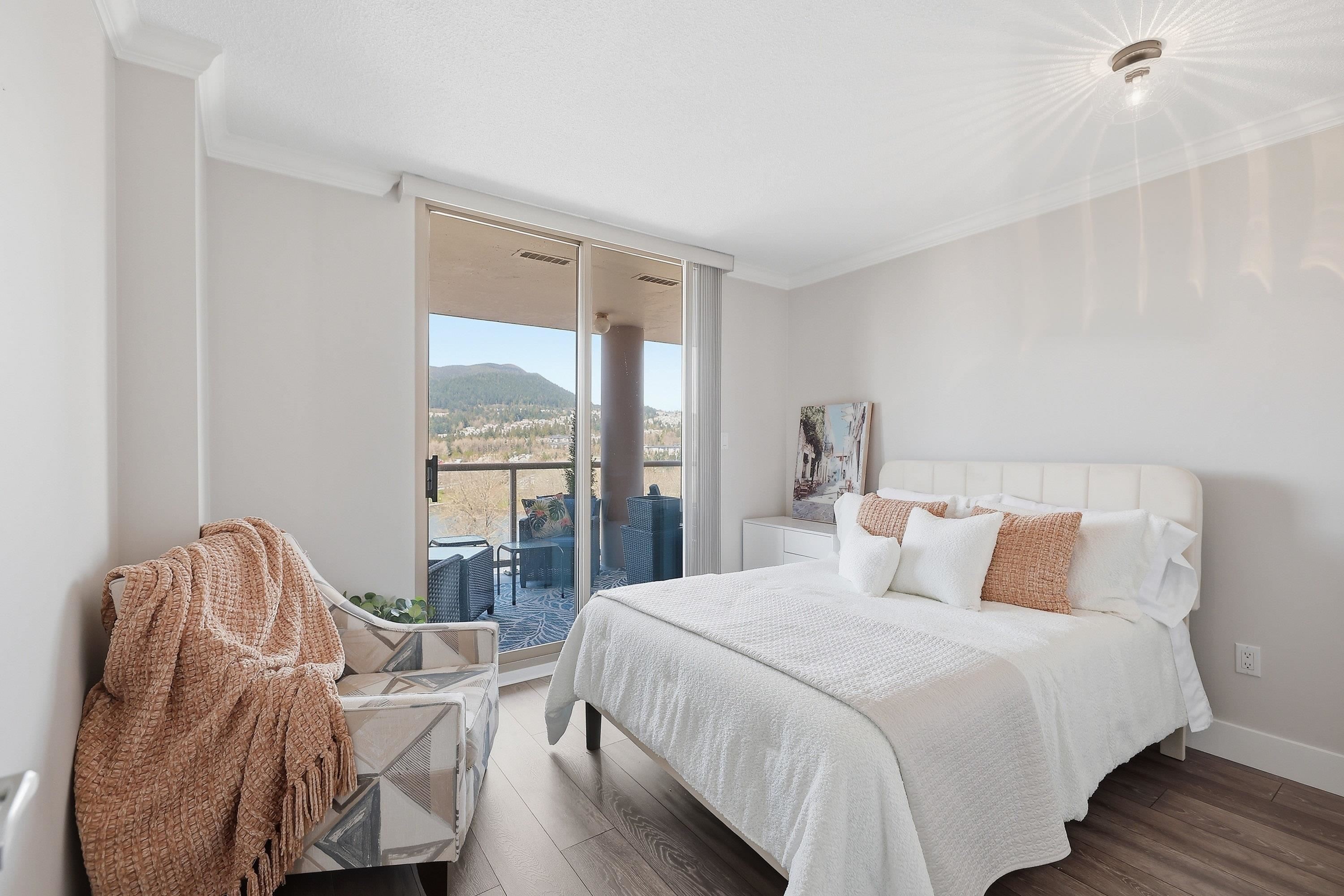 1702 1199 EASTWOOD STREET Unit: 1702